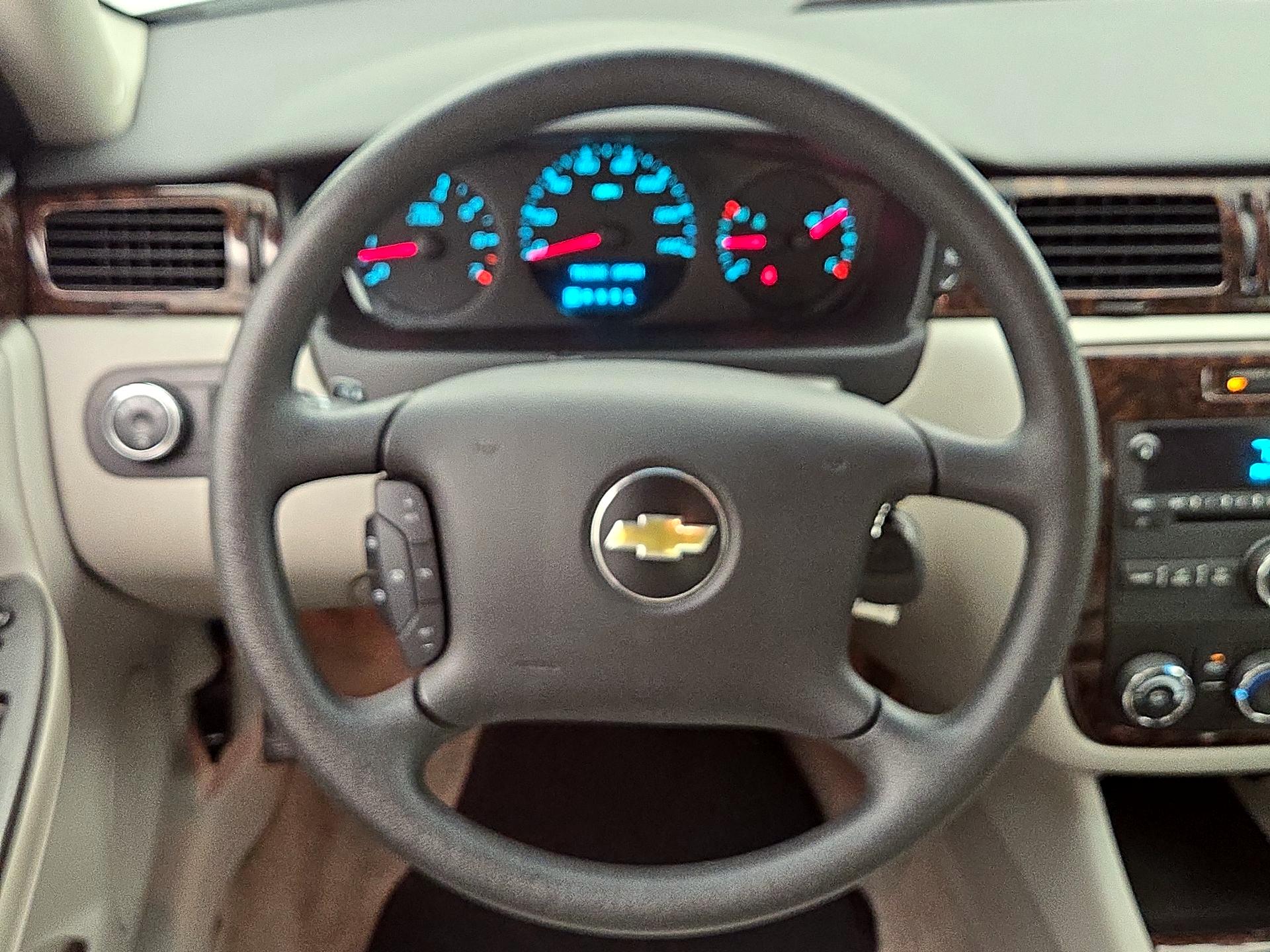 Thumbnail: 2016 Chevrolet Impala - 10