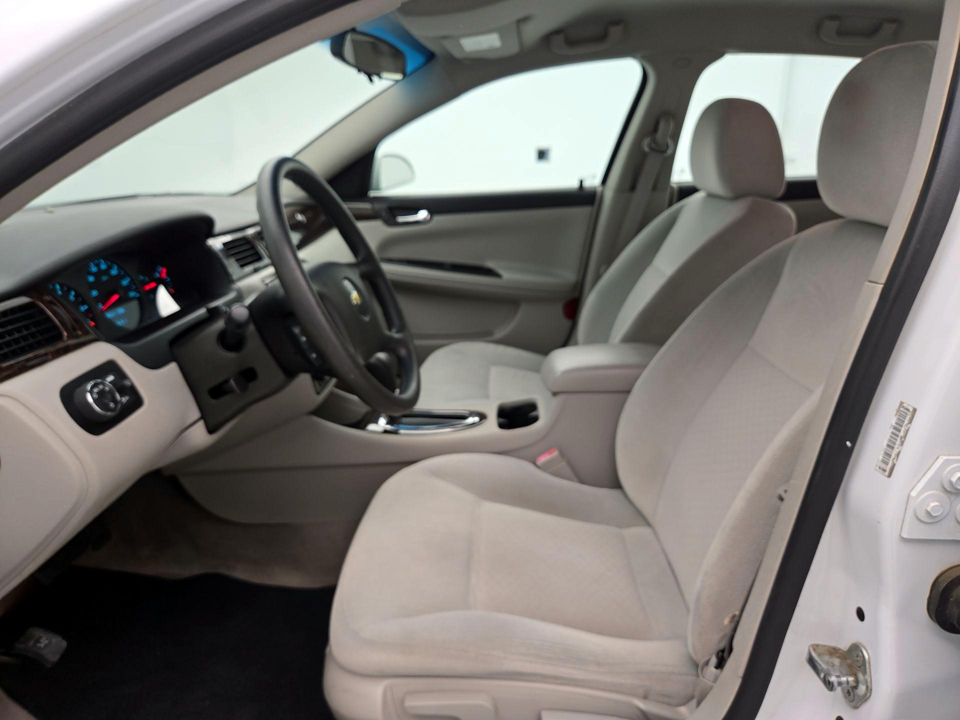 Thumbnail: 2016 Chevrolet Impala - 11