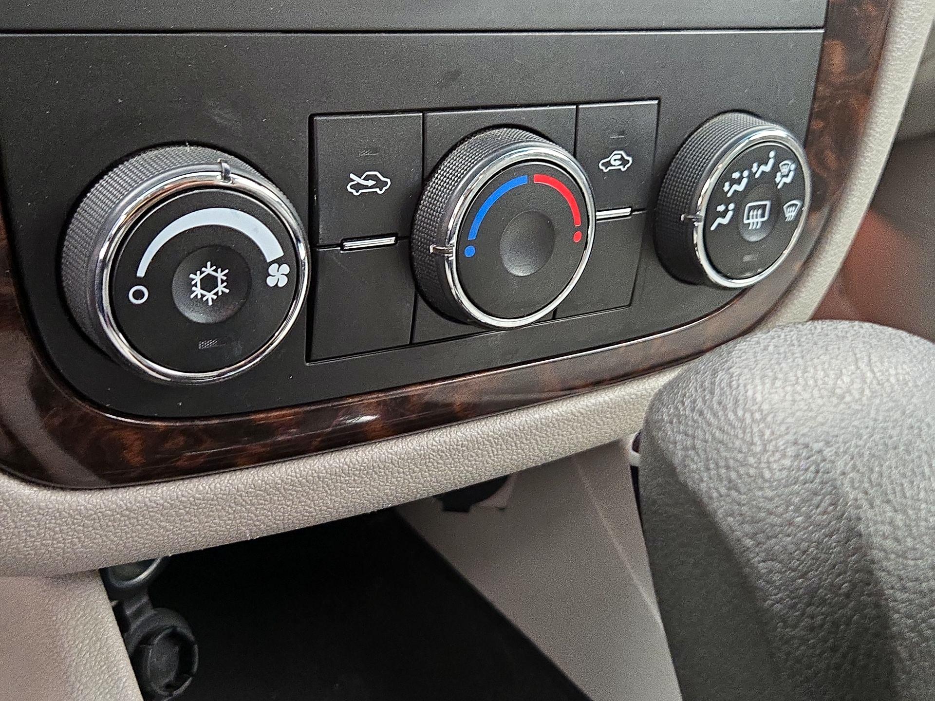 Thumbnail: 2016 Chevrolet Impala - 15