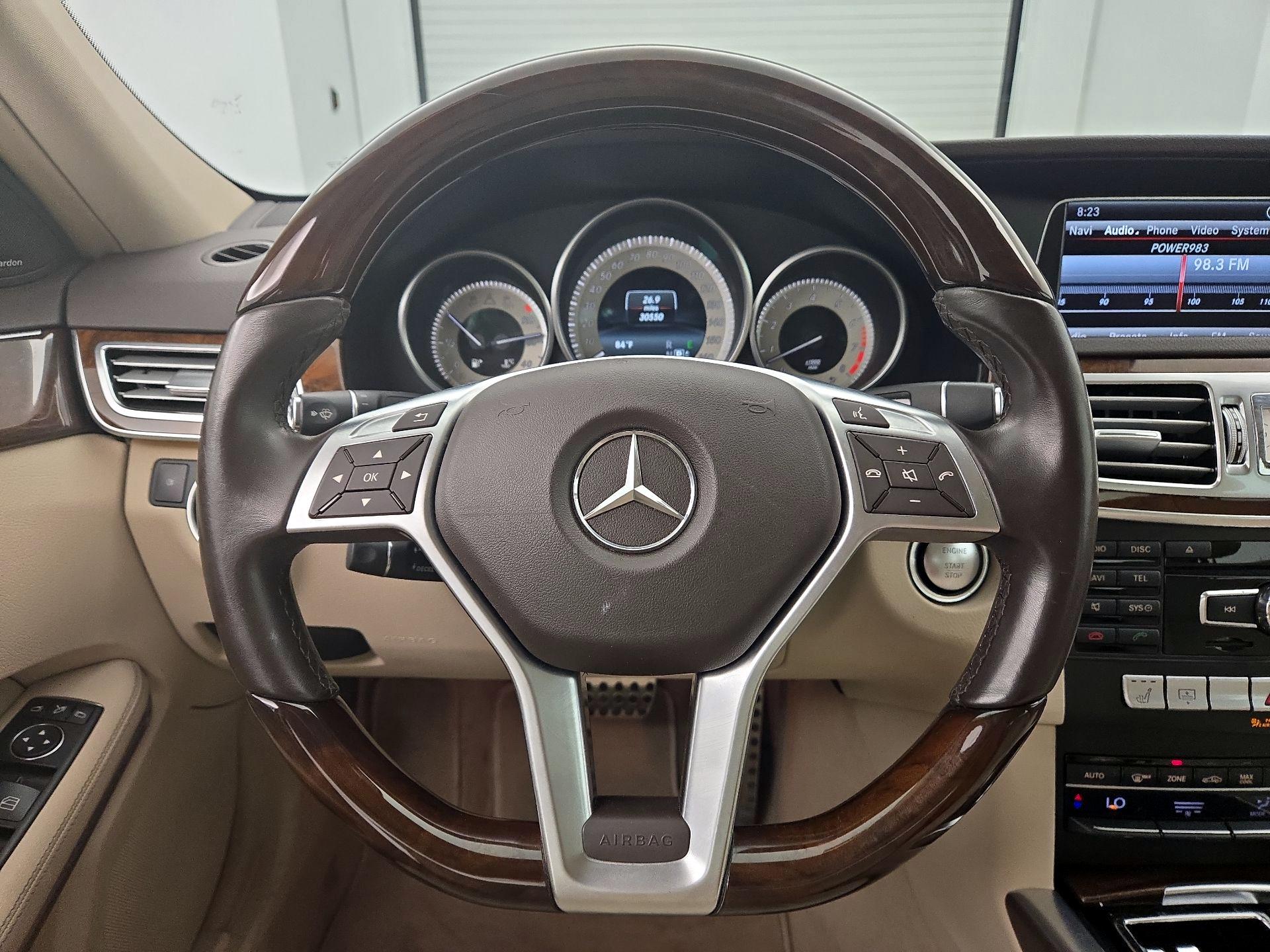 Thumbnail: 2015 Mercedes-Benz E-Class - 10