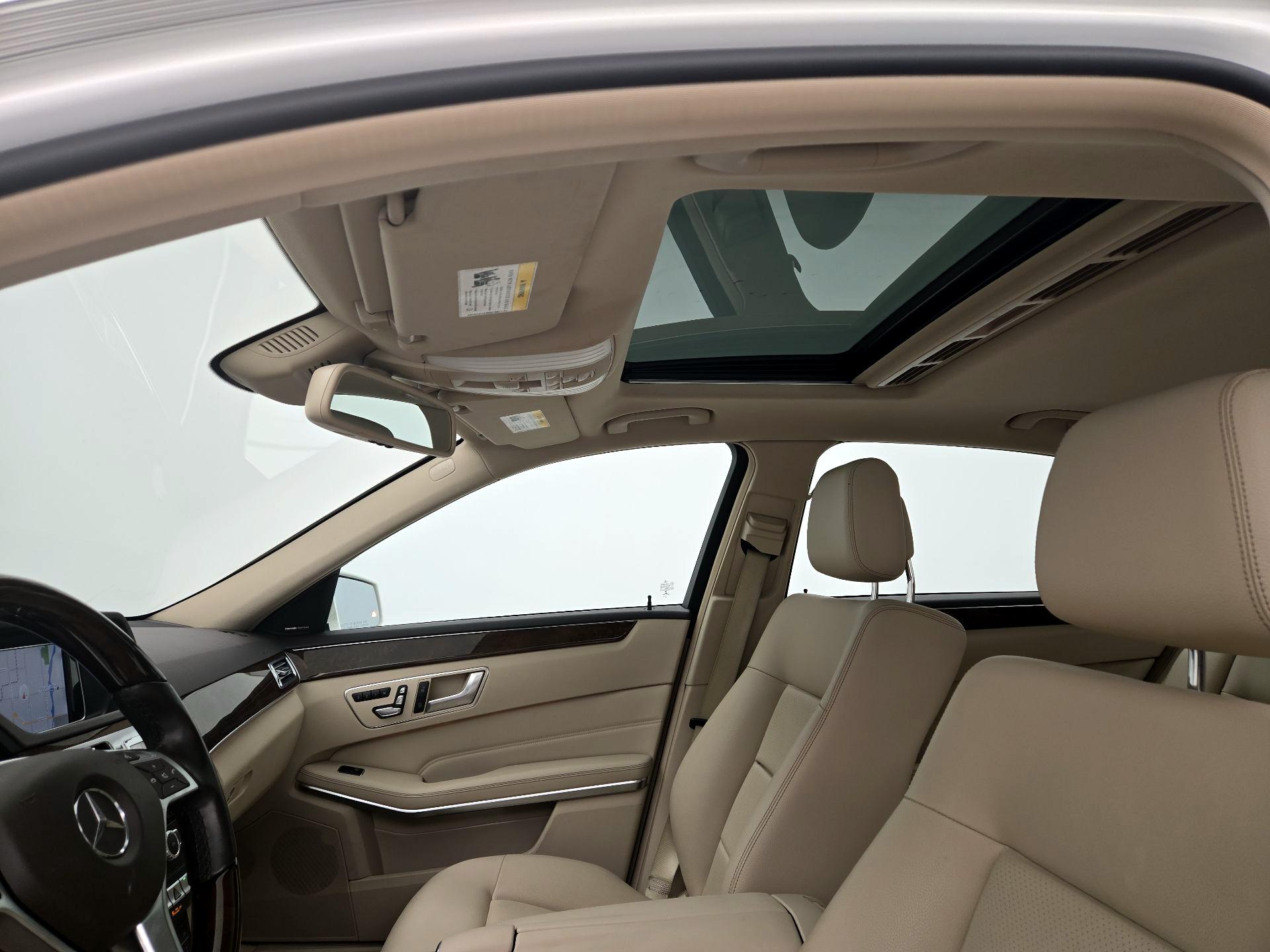 Thumbnail: 2015 Mercedes-Benz E-Class - 20