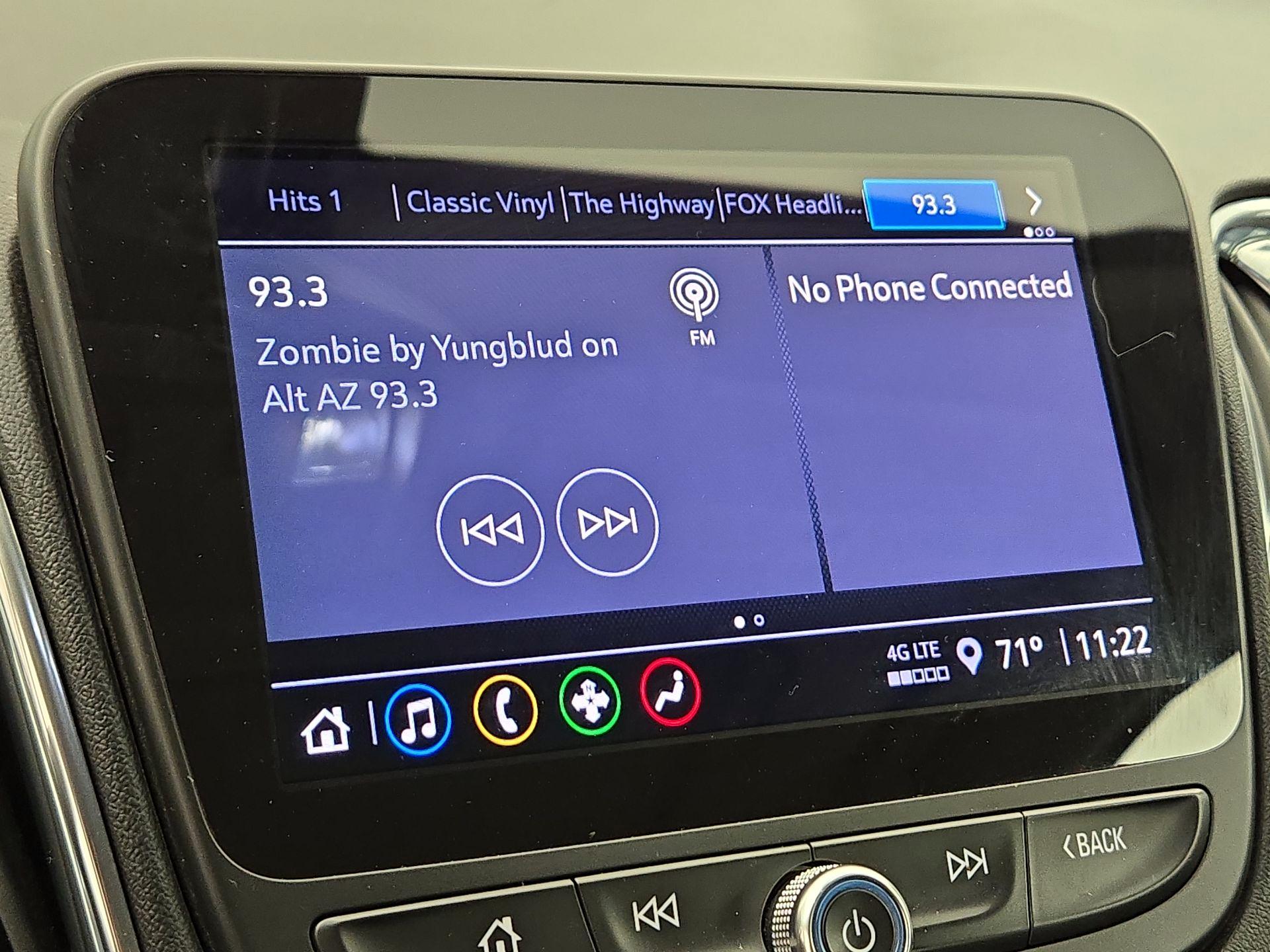 Thumbnail: 2021 Chevrolet Malibu - 15