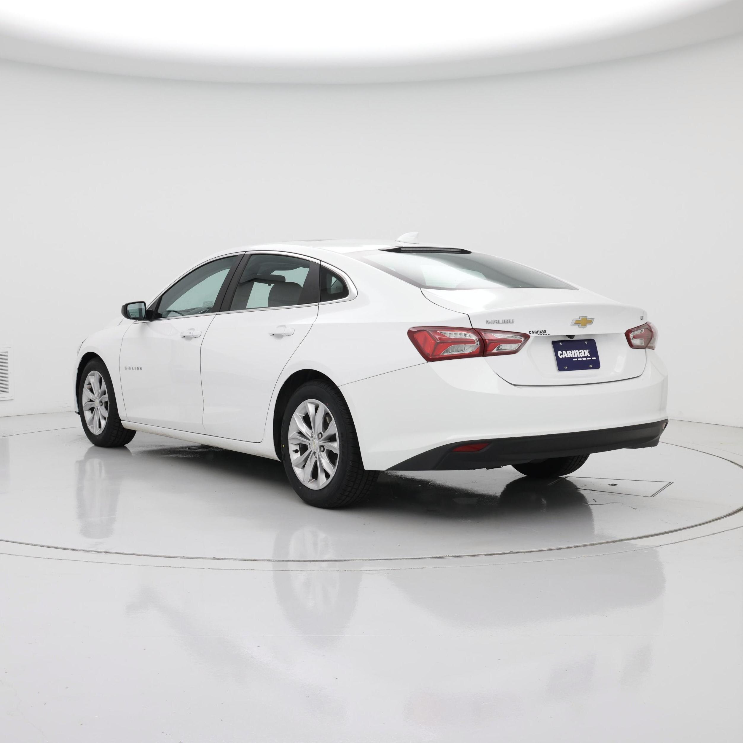 Thumbnail: 2021 Chevrolet Malibu - 2