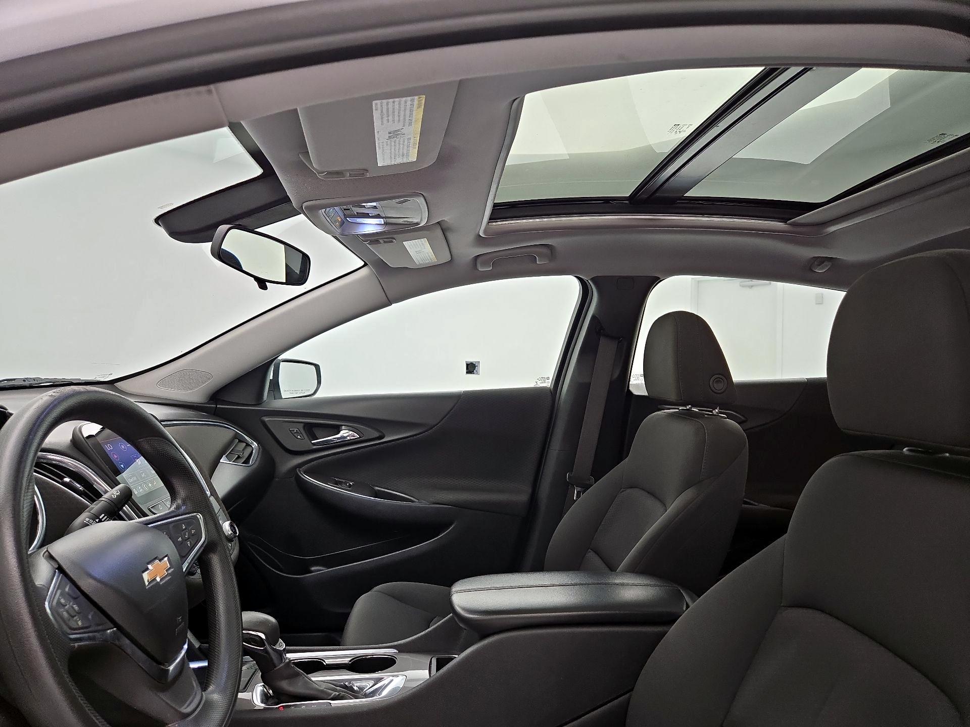 Thumbnail: 2021 Chevrolet Malibu - 19