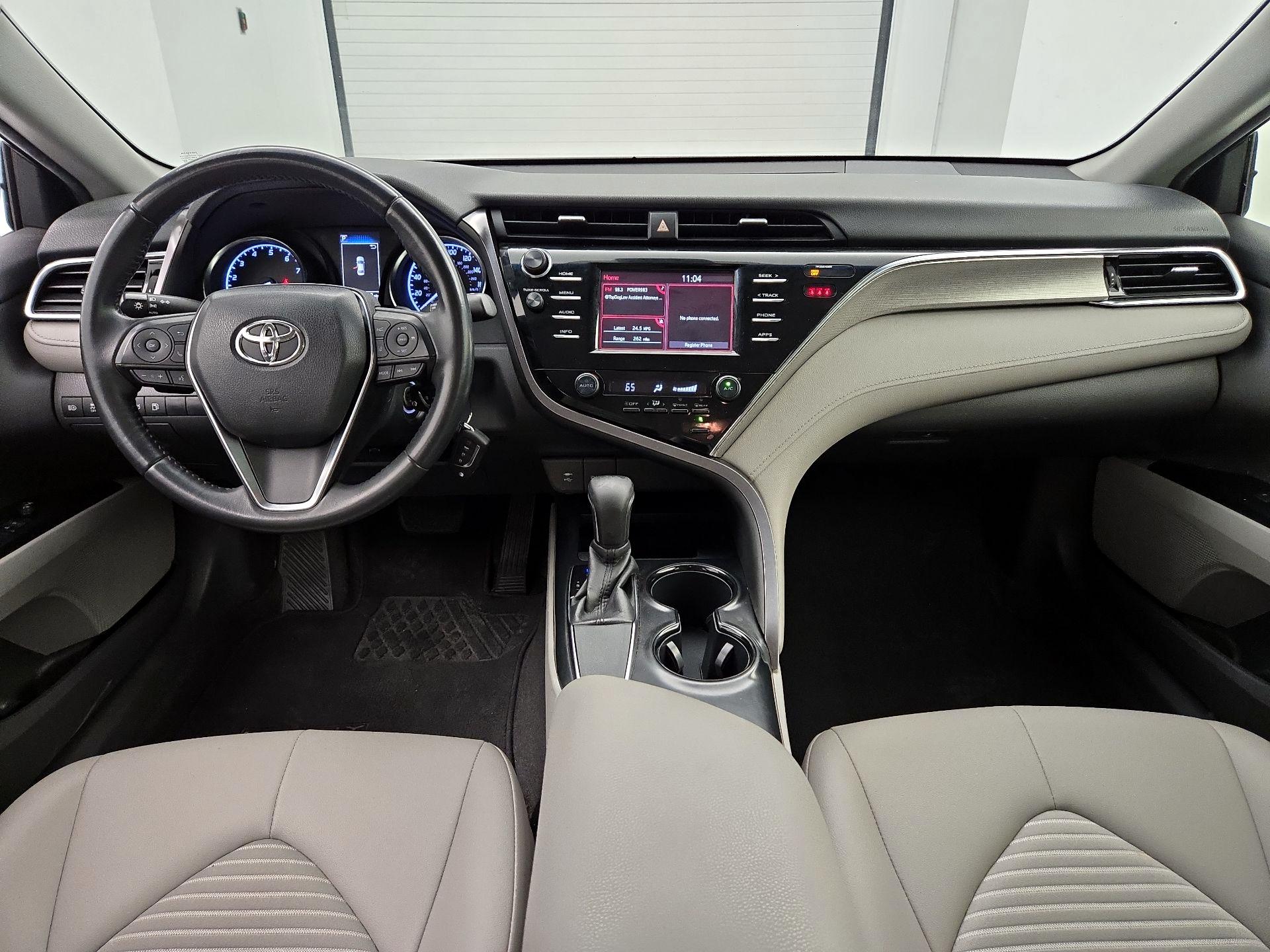 Thumbnail: 2018 Toyota Camry - 9