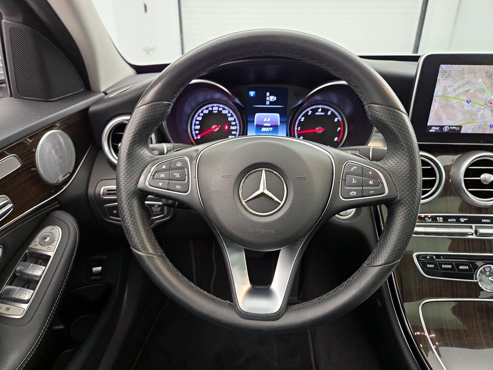 Thumbnail: 2015 Mercedes-Benz C-Class - 10