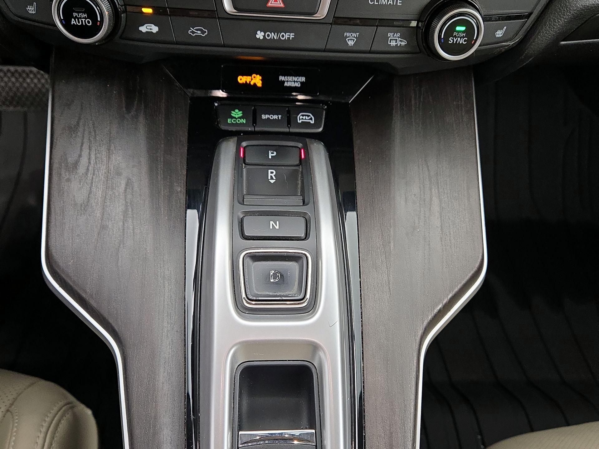 Thumbnail: 2018 Honda Clarity - 18