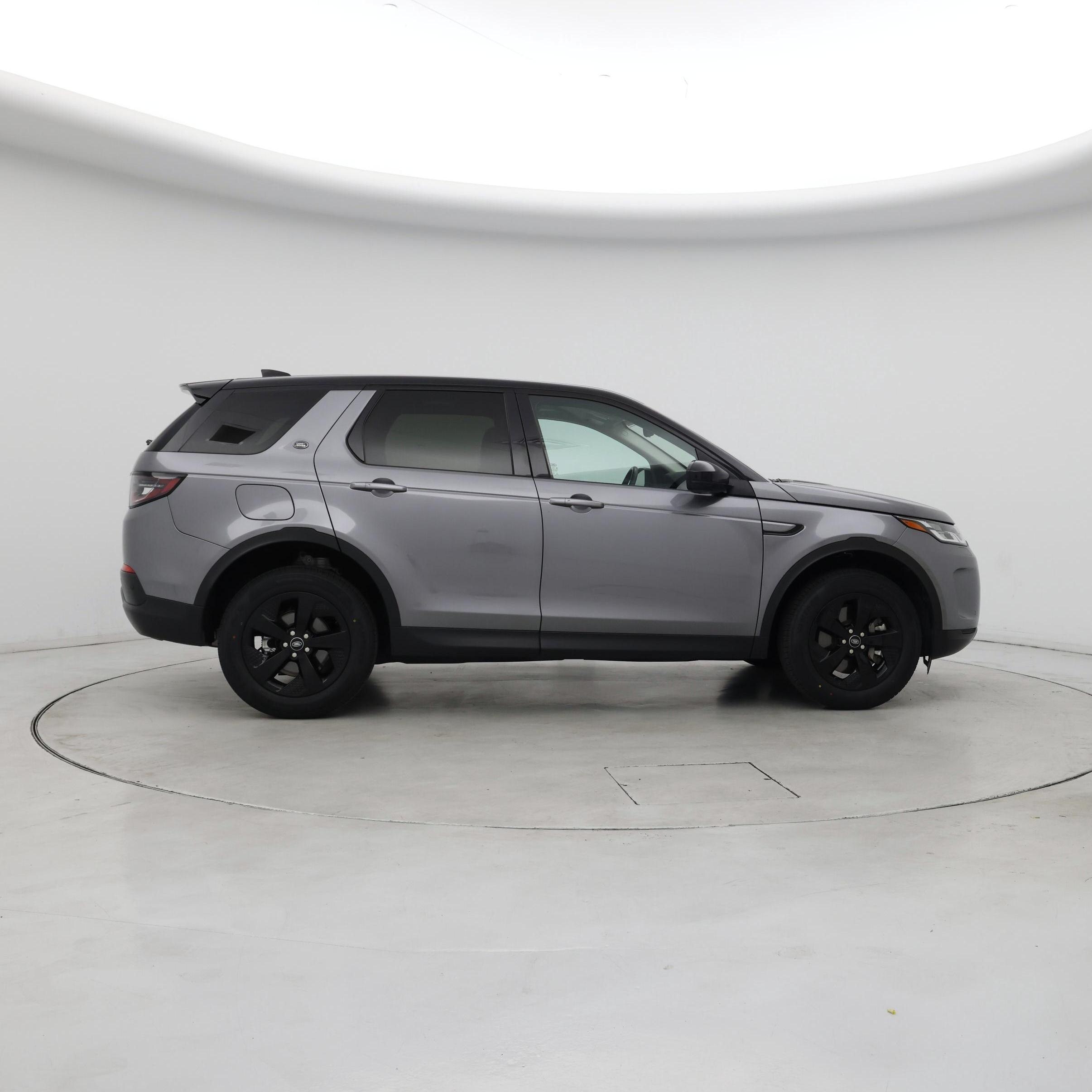 Thumbnail: 2020 Land Rover Discovery Sport - 7