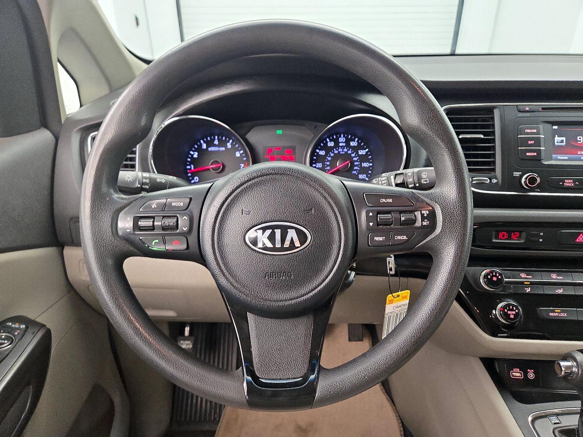 Thumbnail: 2016 Kia Sedona - 10