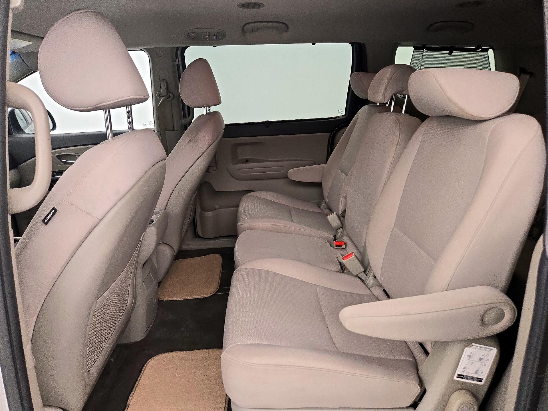 Thumbnail: 2016 Kia Sedona - 19