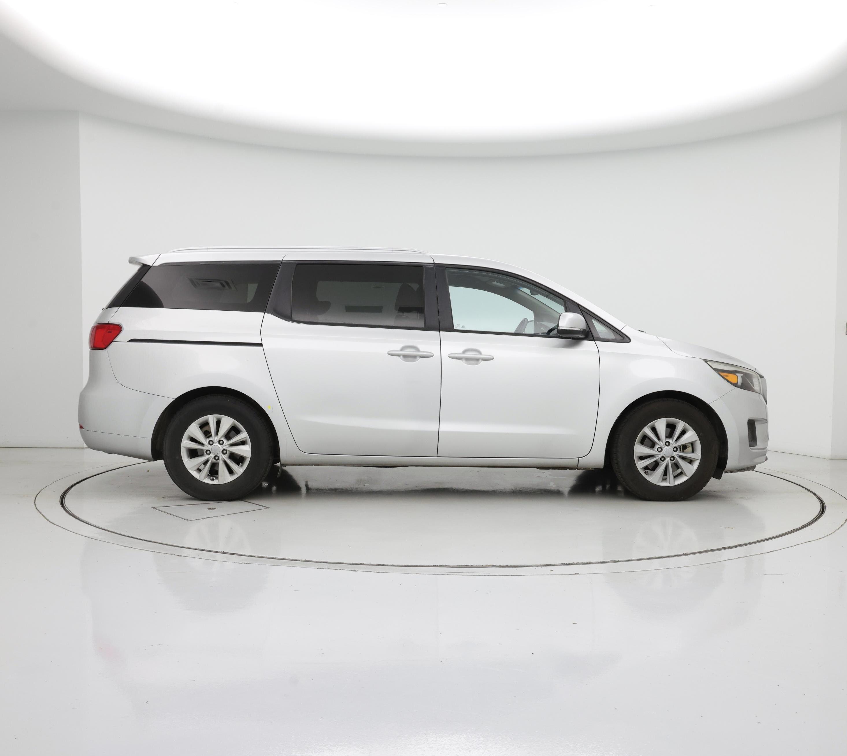 Thumbnail: 2016 Kia Sedona - 7