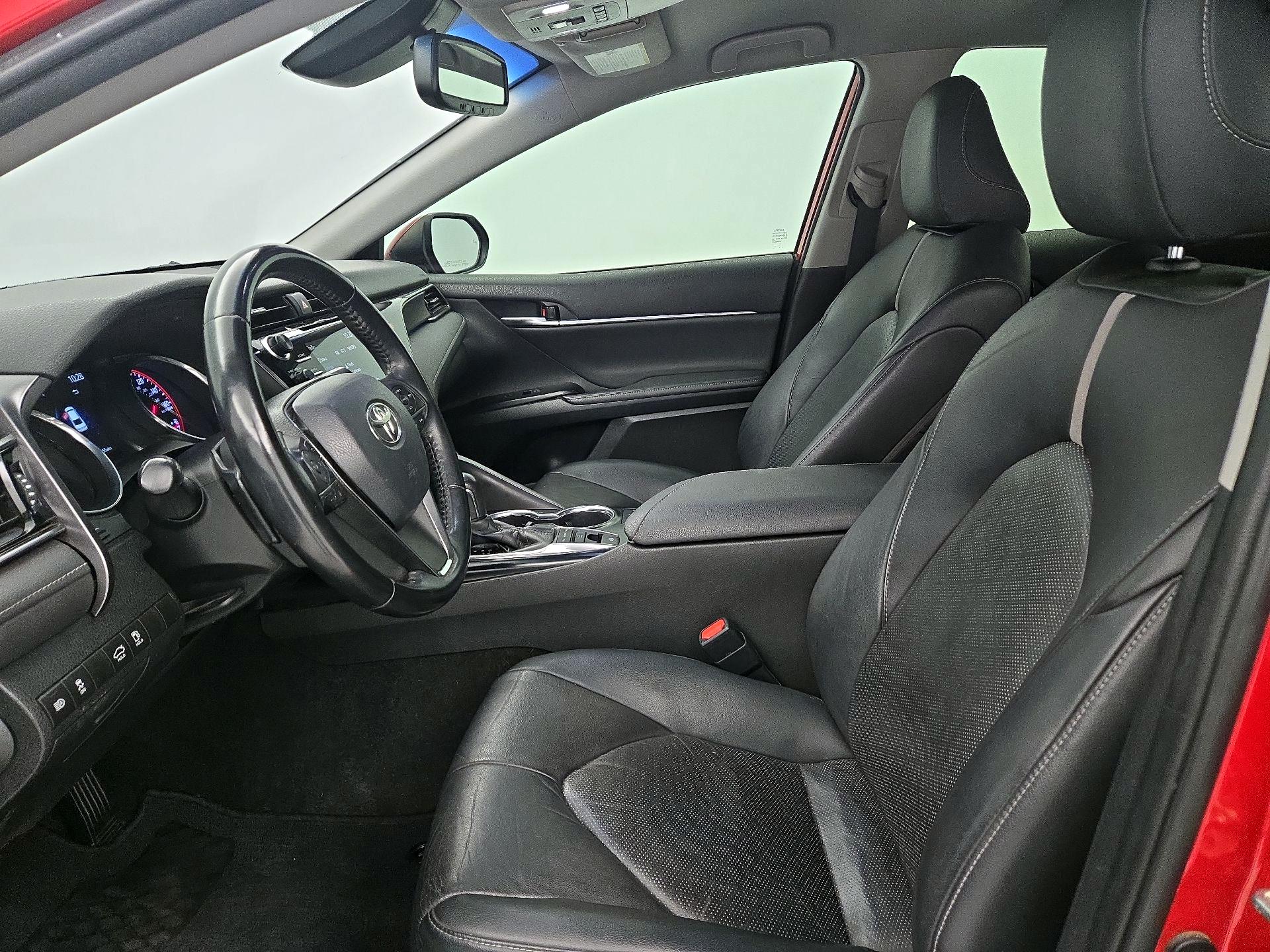 Thumbnail: 2019 Toyota Camry - 11