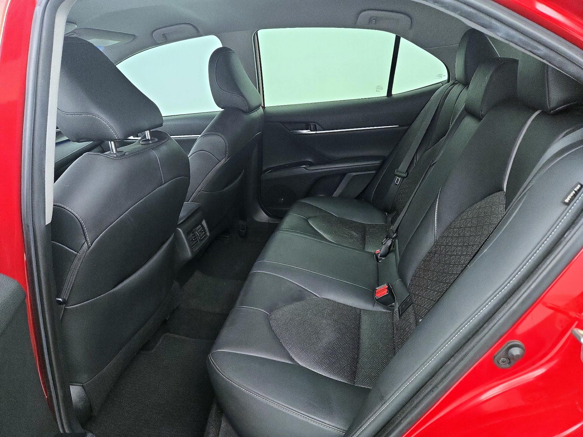 Thumbnail: 2019 Toyota Camry - 19