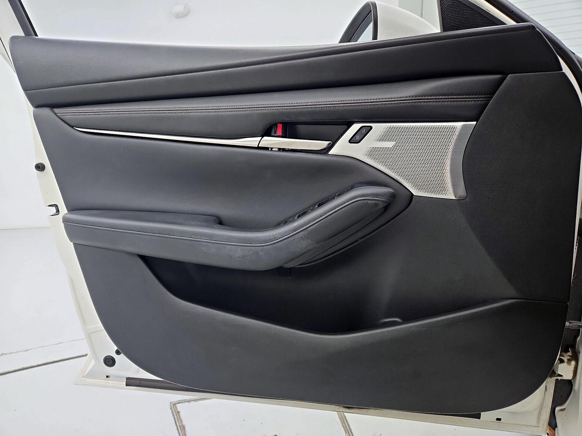 Thumbnail: 2019 Mazda Mazda3 - 12