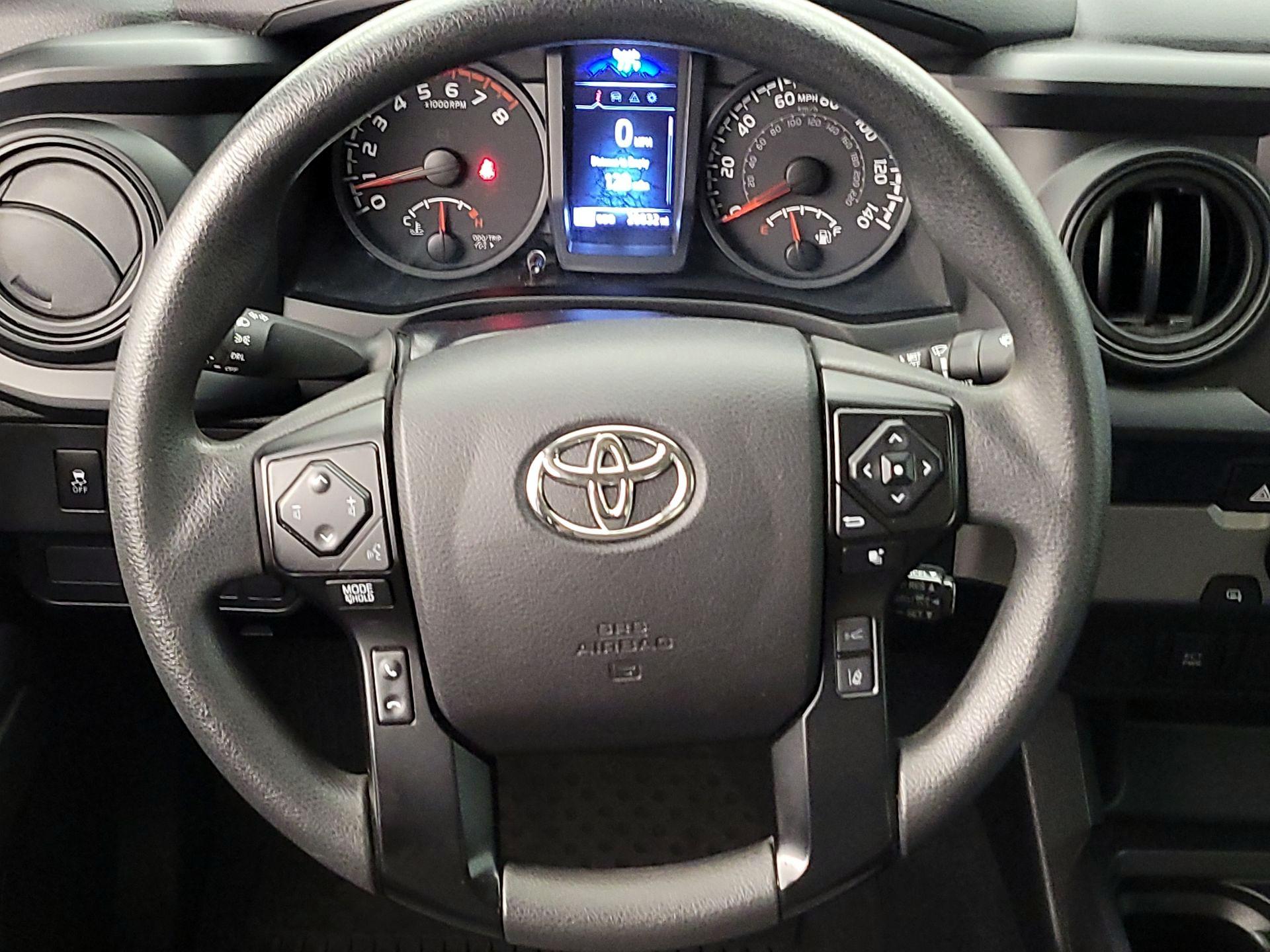 Thumbnail: 2022 Toyota Tacoma - 10