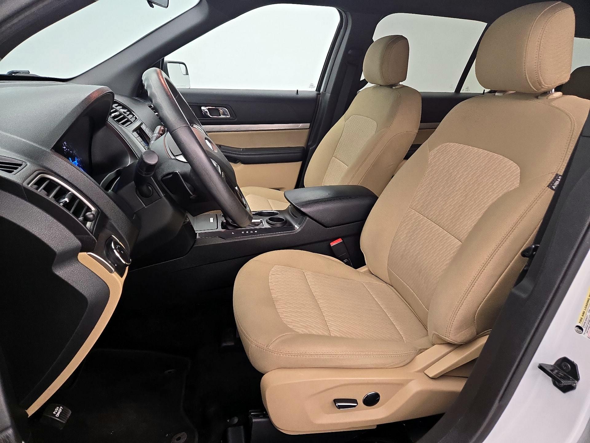 Thumbnail: 2017 Ford Explorer - 11