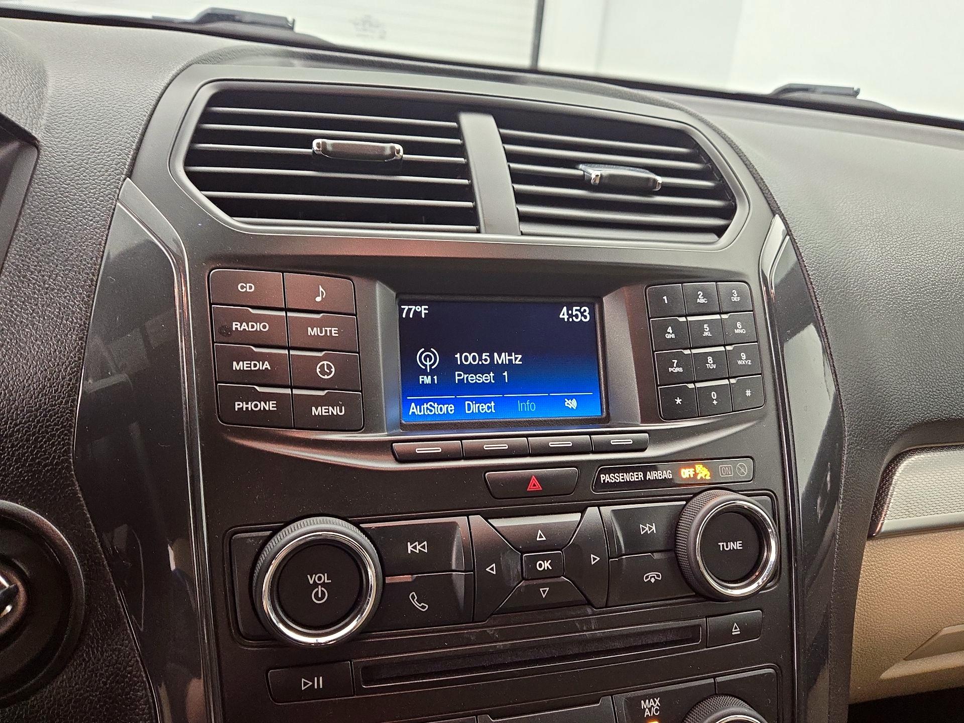 Thumbnail: 2017 Ford Explorer - 15