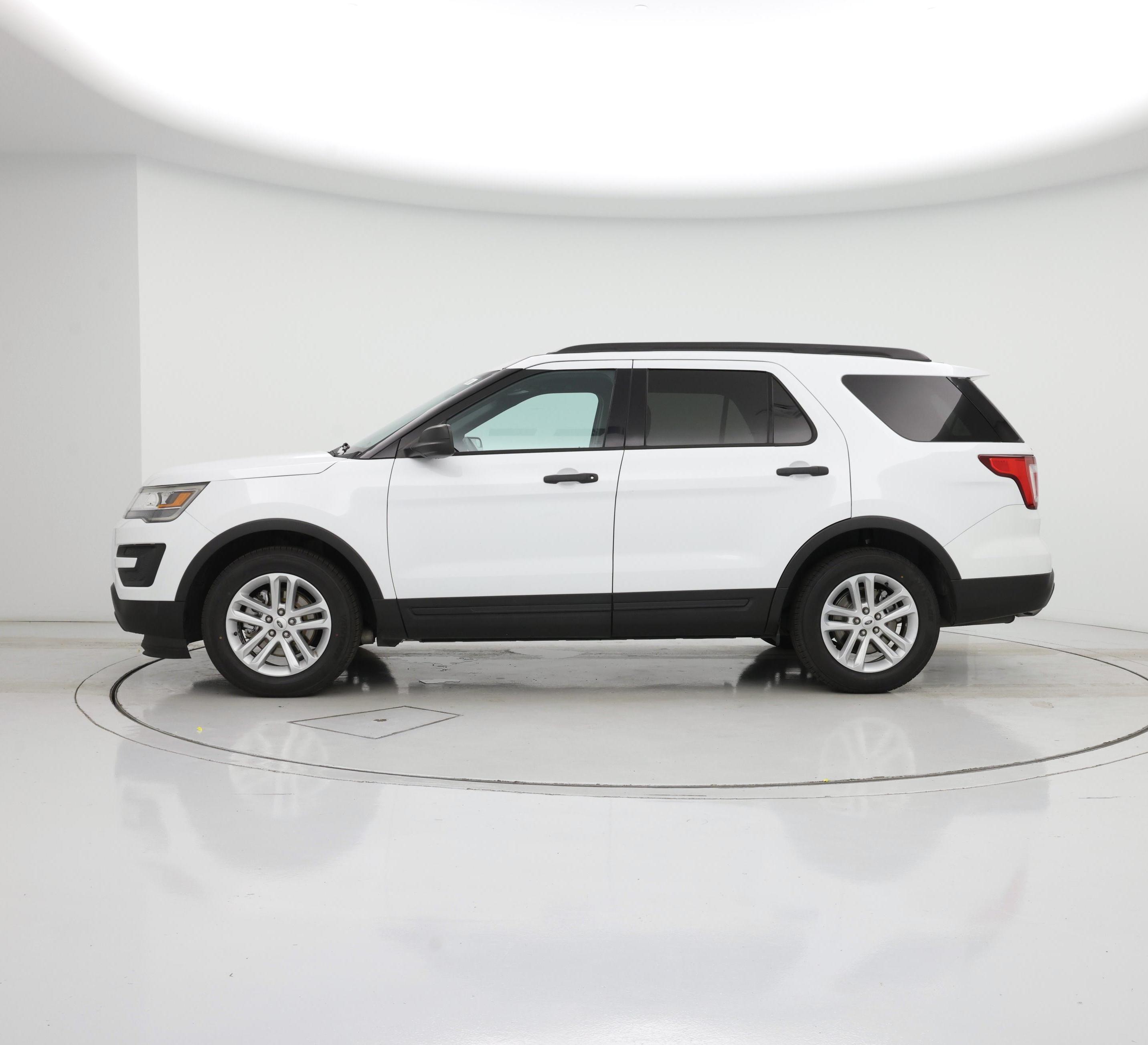 Thumbnail: 2017 Ford Explorer - 3