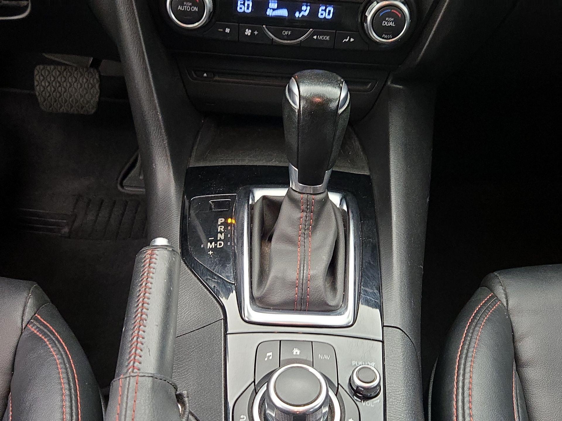 Thumbnail: 2014 Mazda Mazda3 - 18
