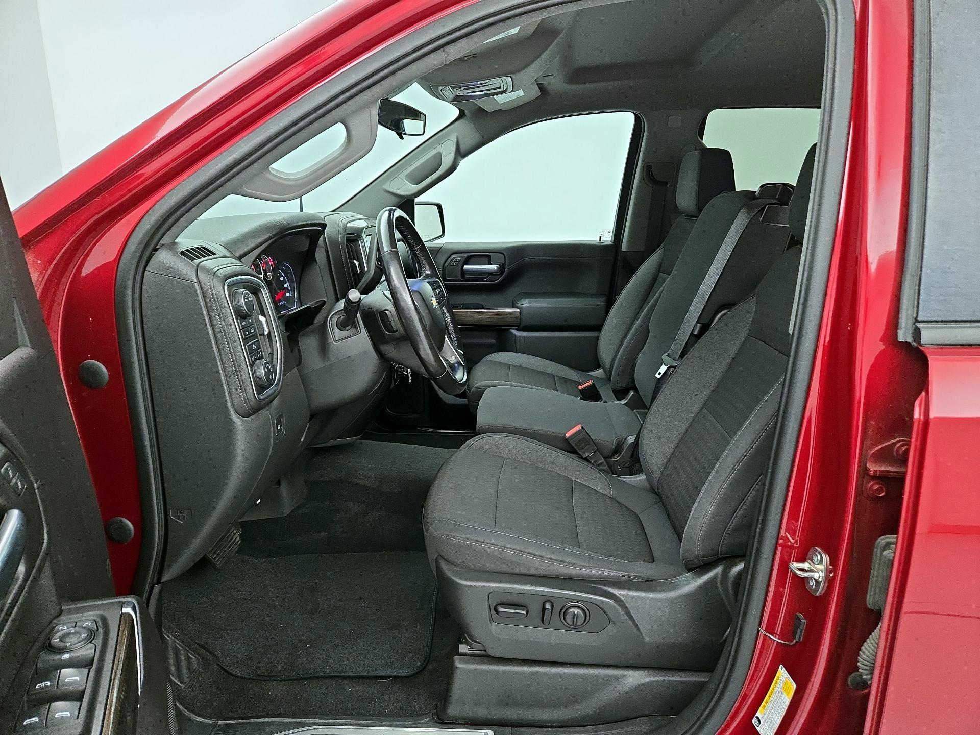 Thumbnail: 2020 Chevrolet Silverado 1500 - 11