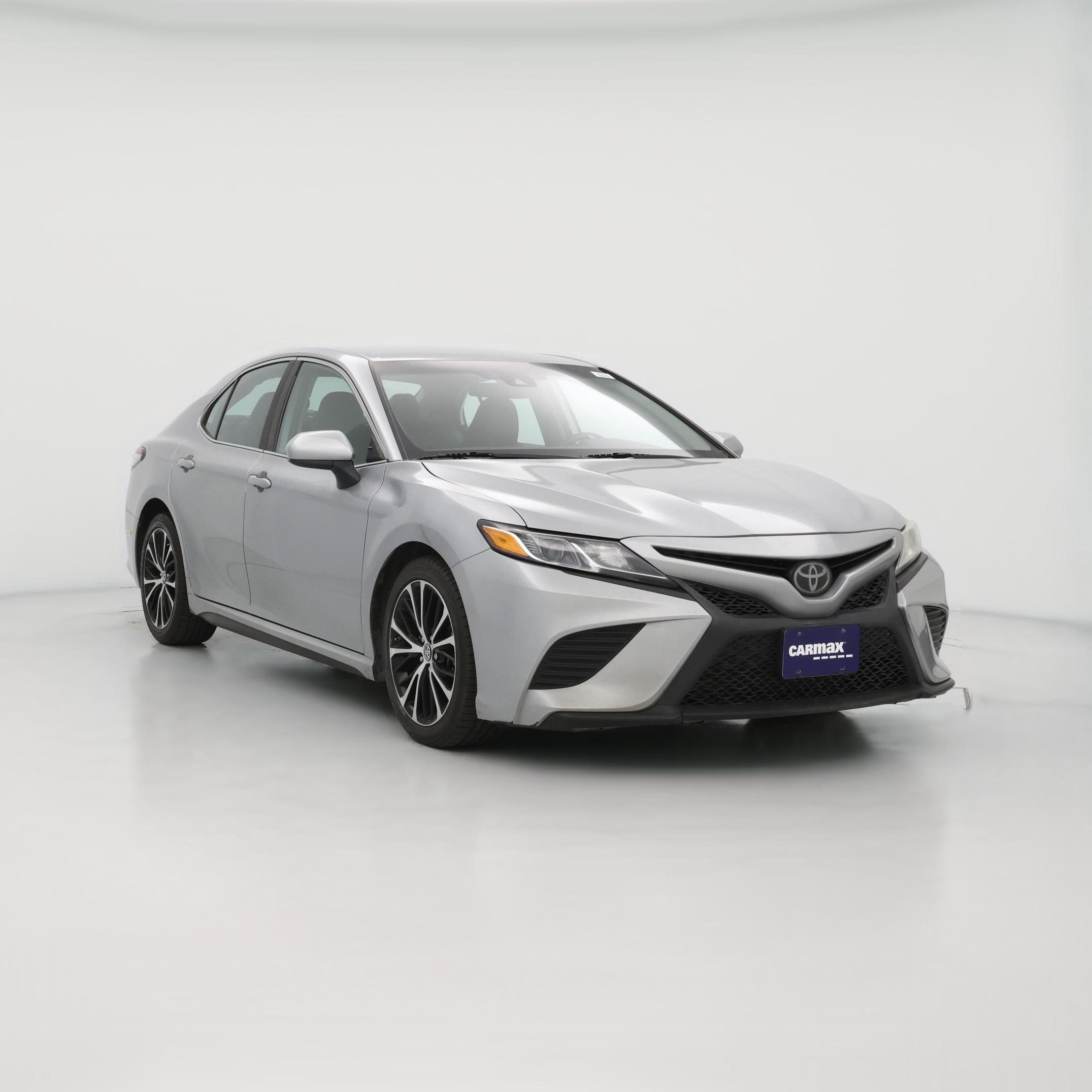 Thumbnail: 2019 Toyota Camry - 1