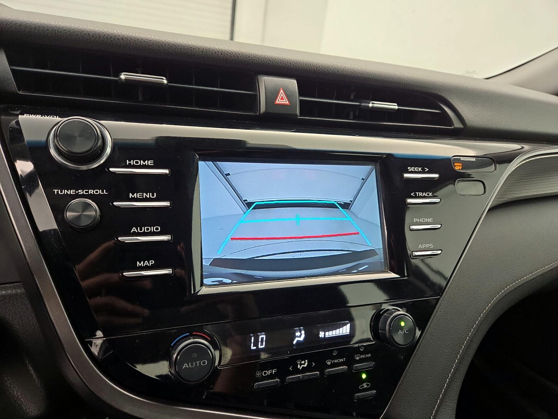 Thumbnail: 2019 Toyota Camry - 14