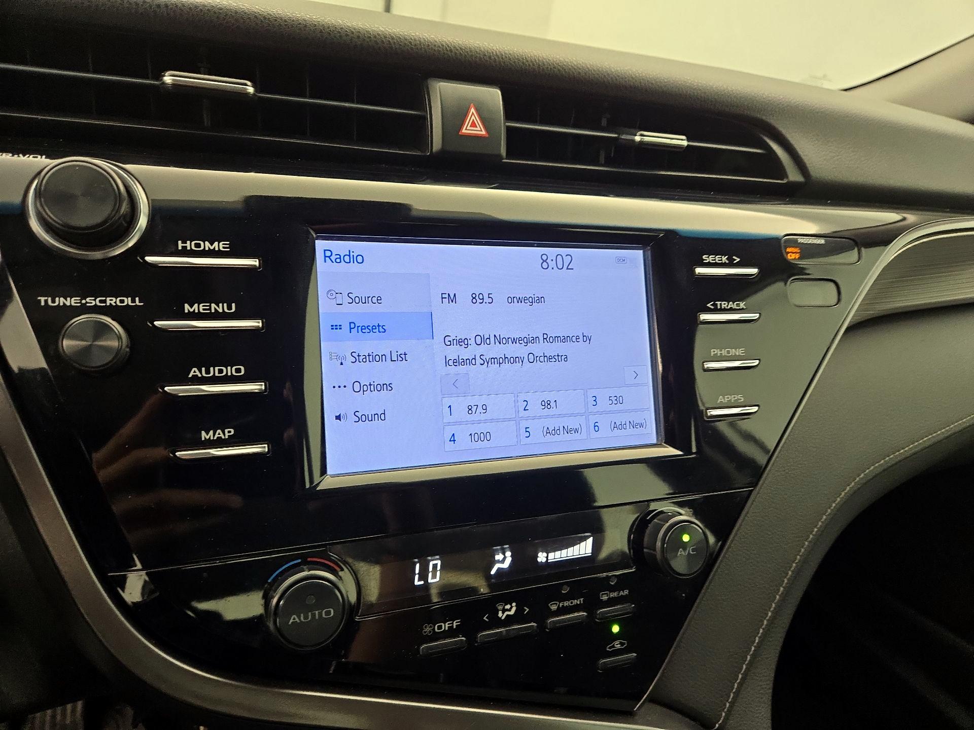 Thumbnail: 2019 Toyota Camry - 15