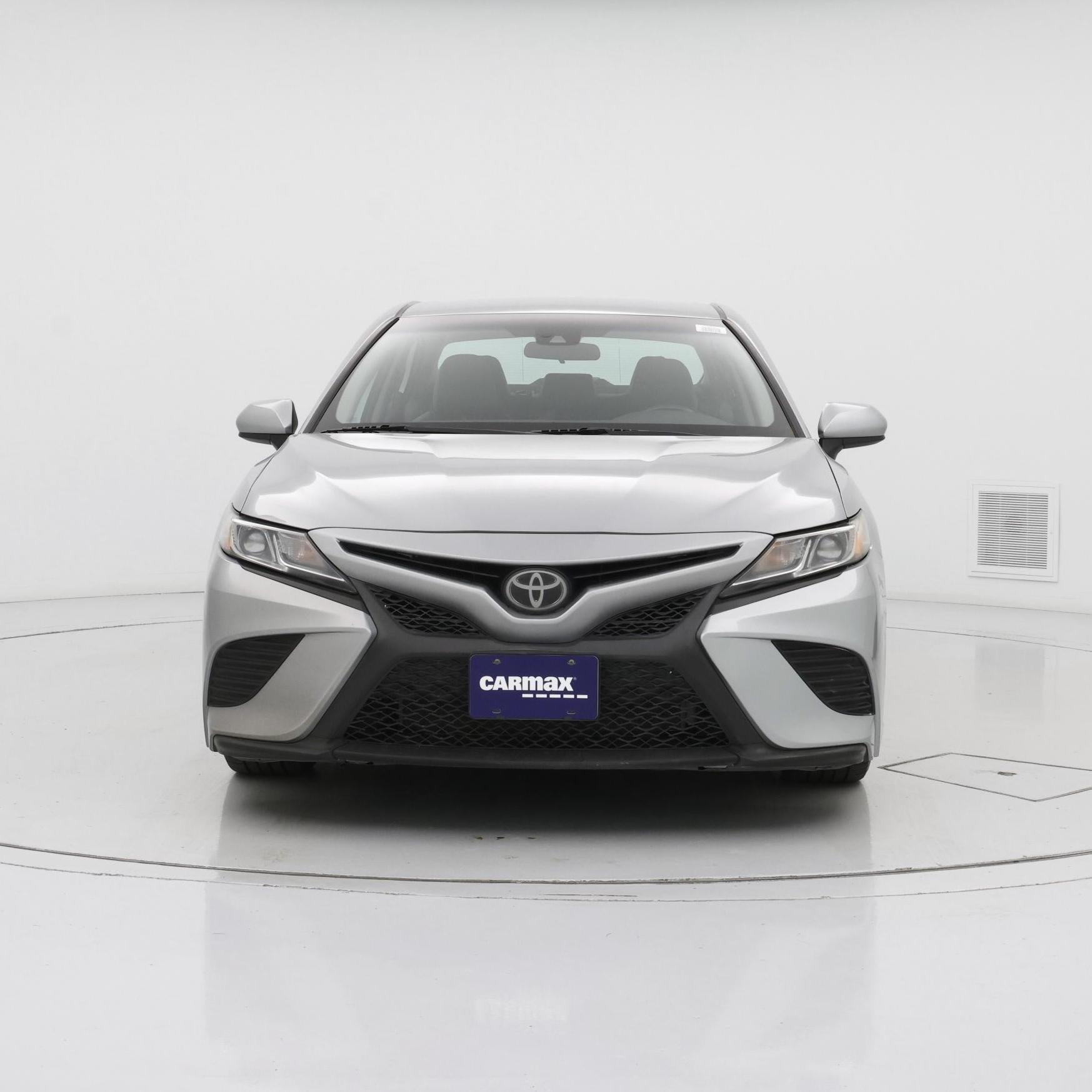 Thumbnail: 2019 Toyota Camry - 5
