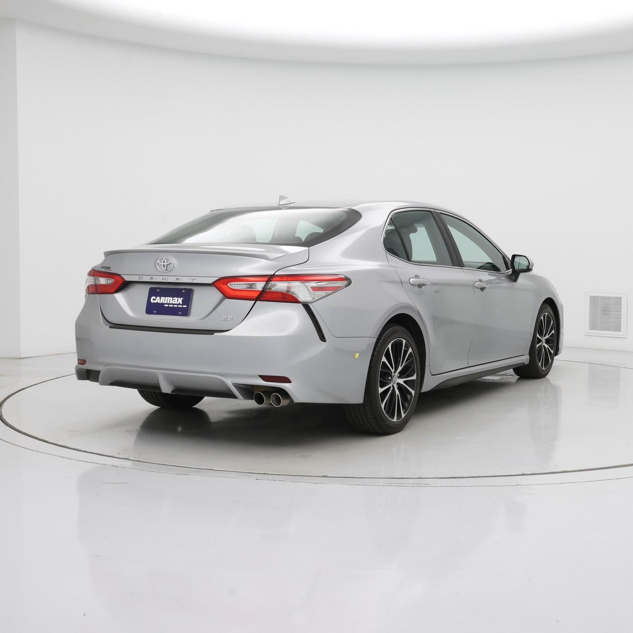 Thumbnail: 2019 Toyota Camry - 8