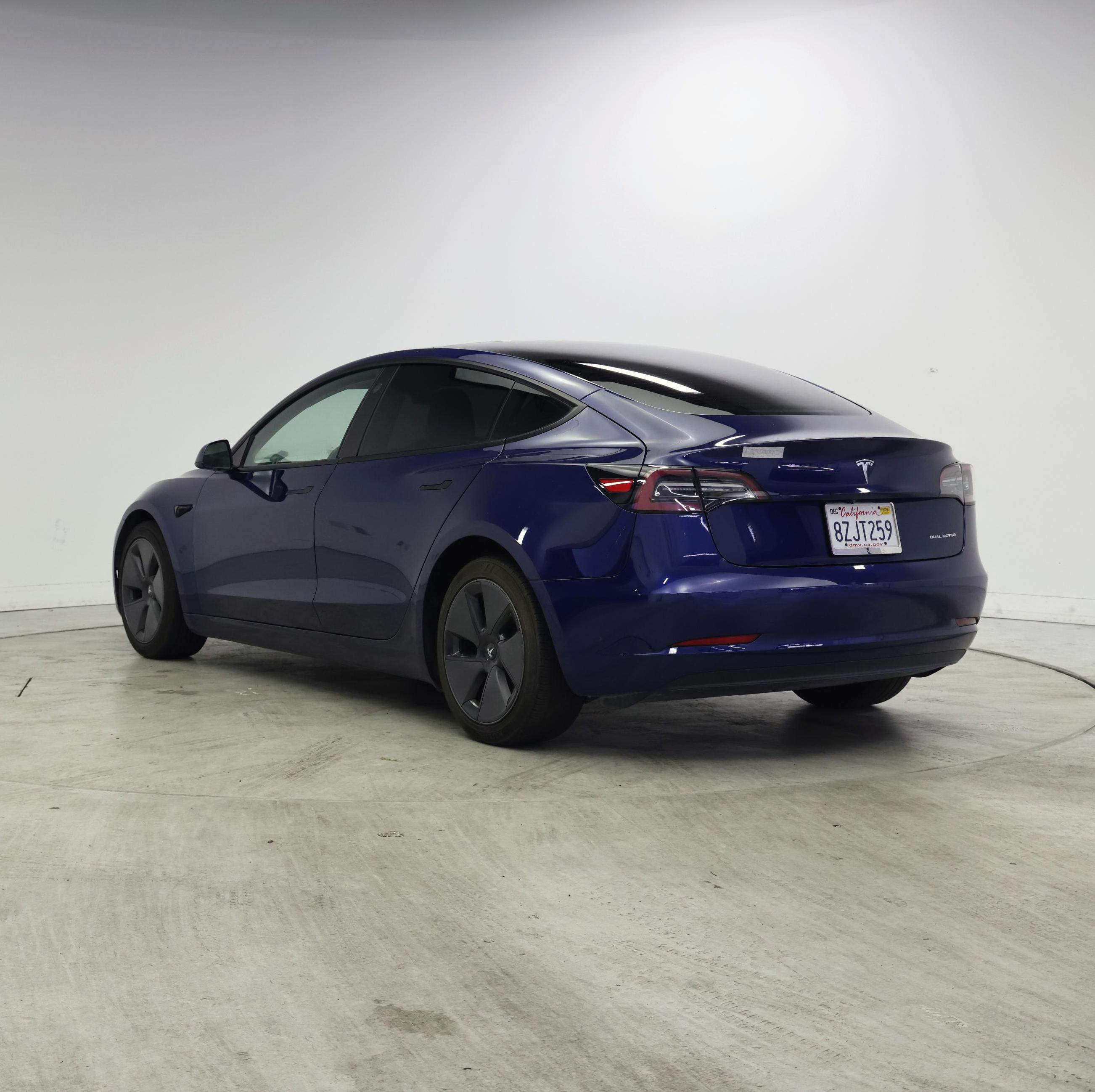 Thumbnail: 2022 Tesla Model 3 - 2