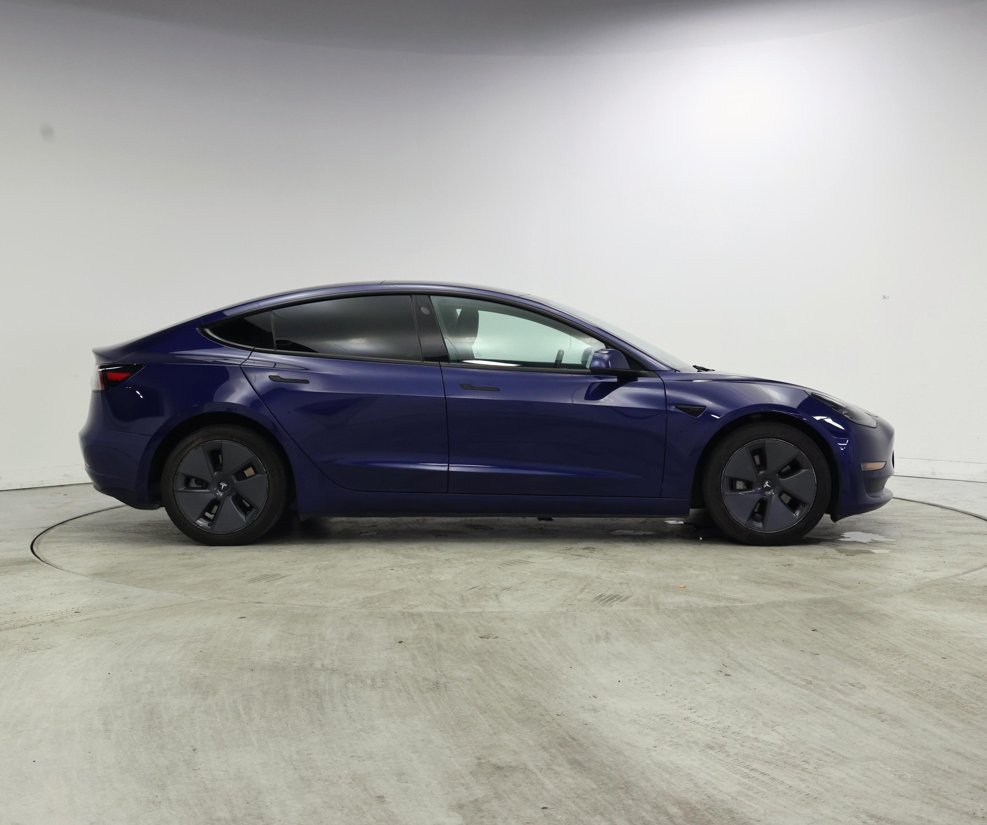 Thumbnail: 2022 Tesla Model 3 - 7