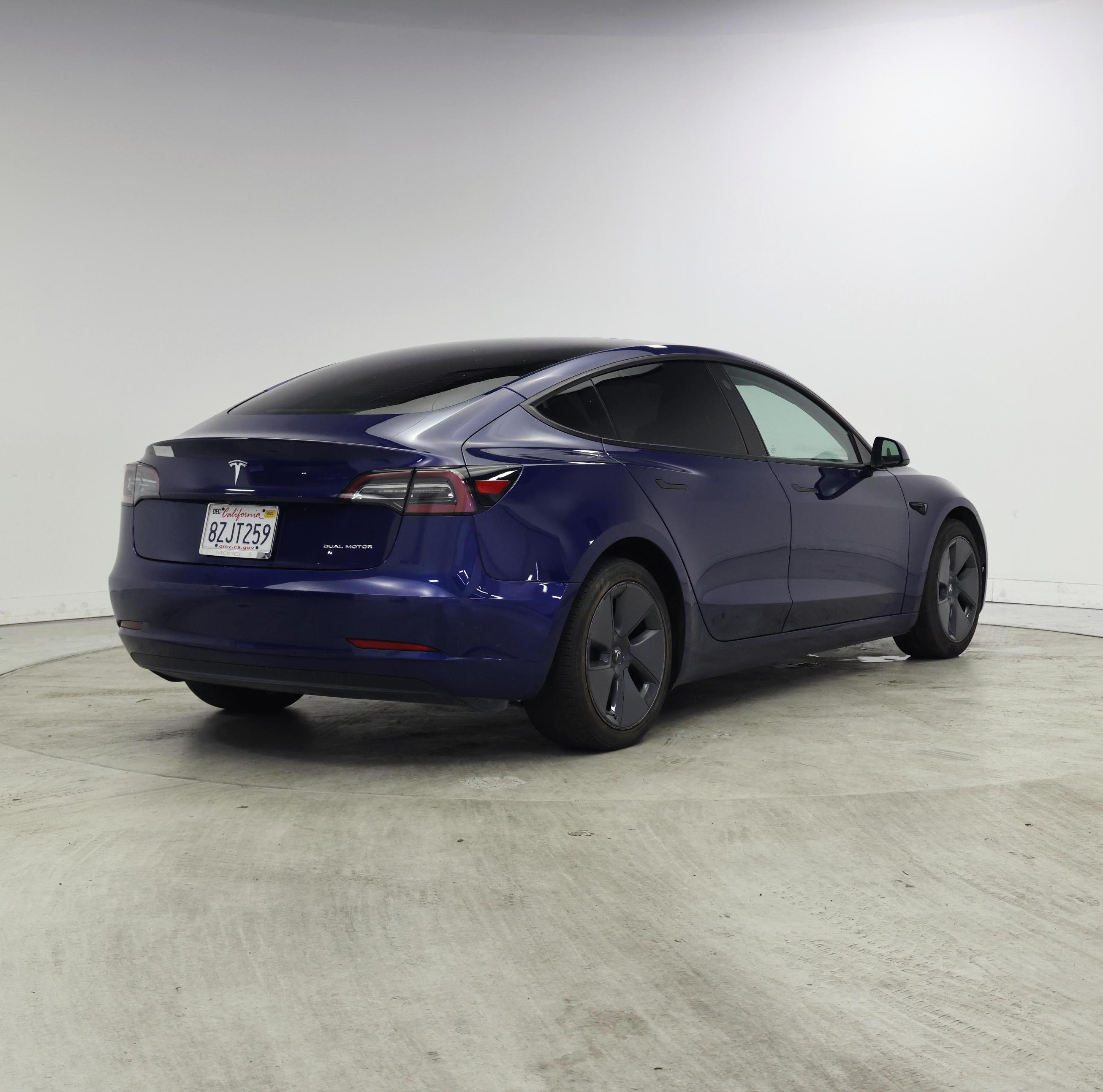 Thumbnail: 2022 Tesla Model 3 - 8