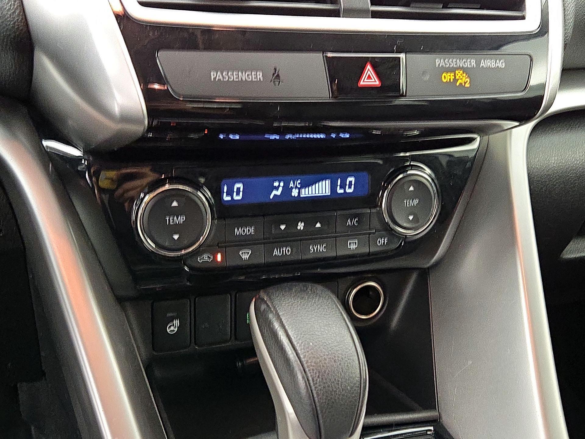 Thumbnail: 2019 Mitsubishi Eclipse Cross - 16