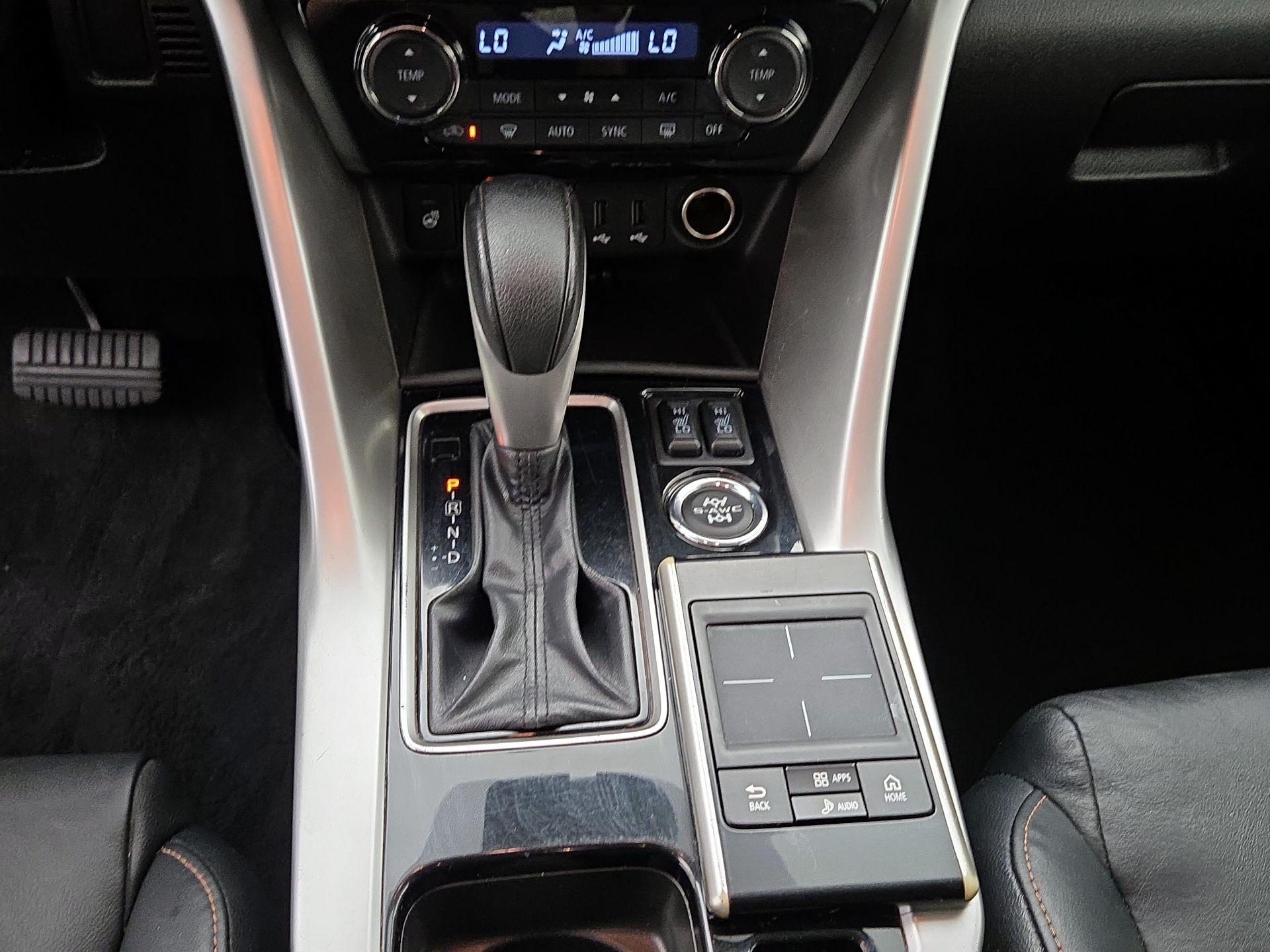 Thumbnail: 2019 Mitsubishi Eclipse Cross - 17