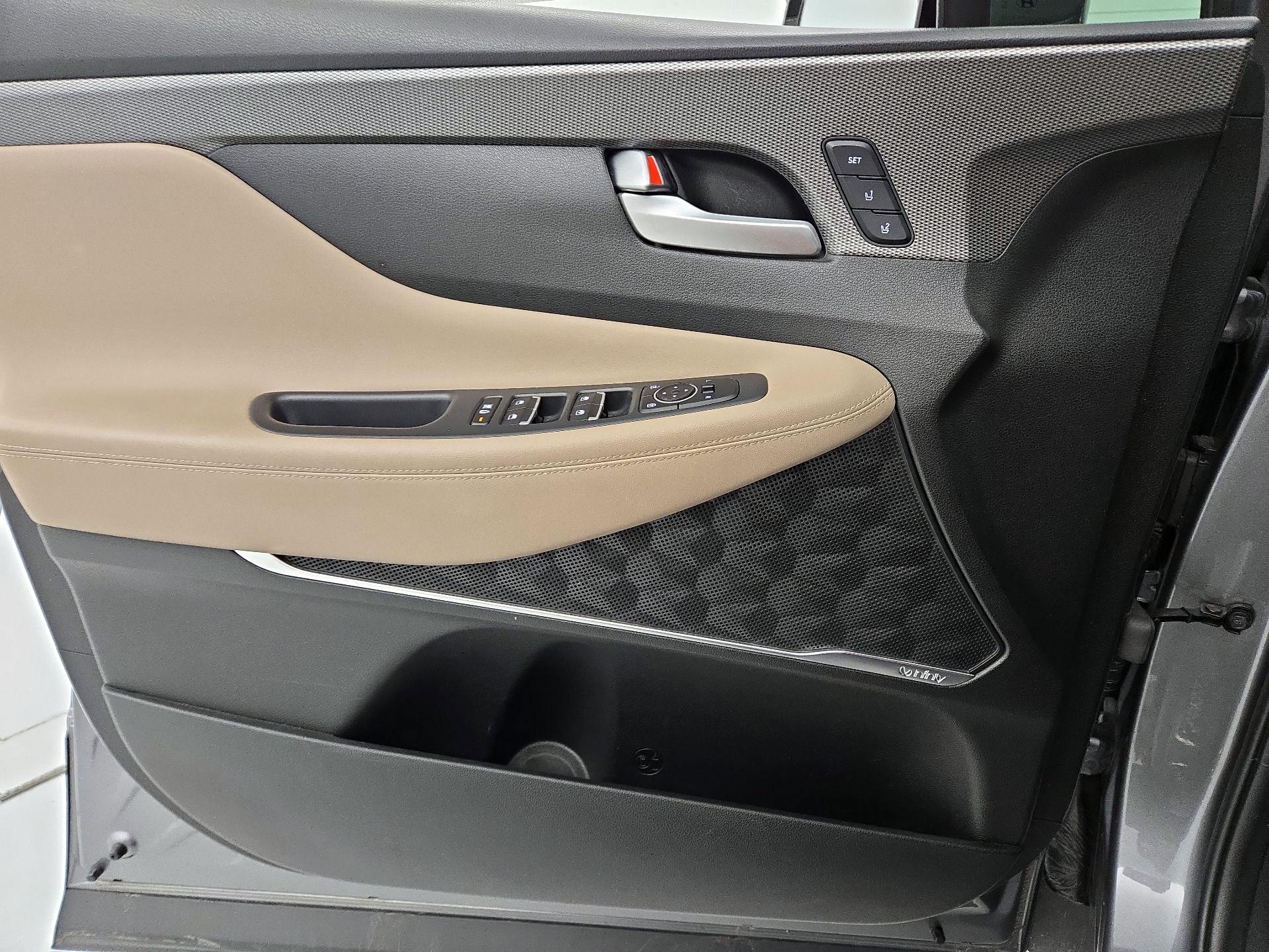 Thumbnail: 2019 Hyundai Santa Fe - 12