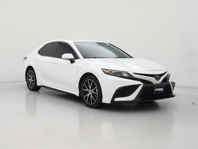 White 2022 Toyota Camry SE