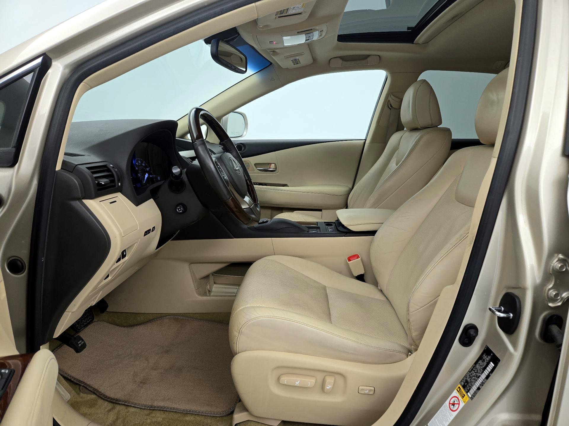 Thumbnail: 2014 Lexus RX - 11