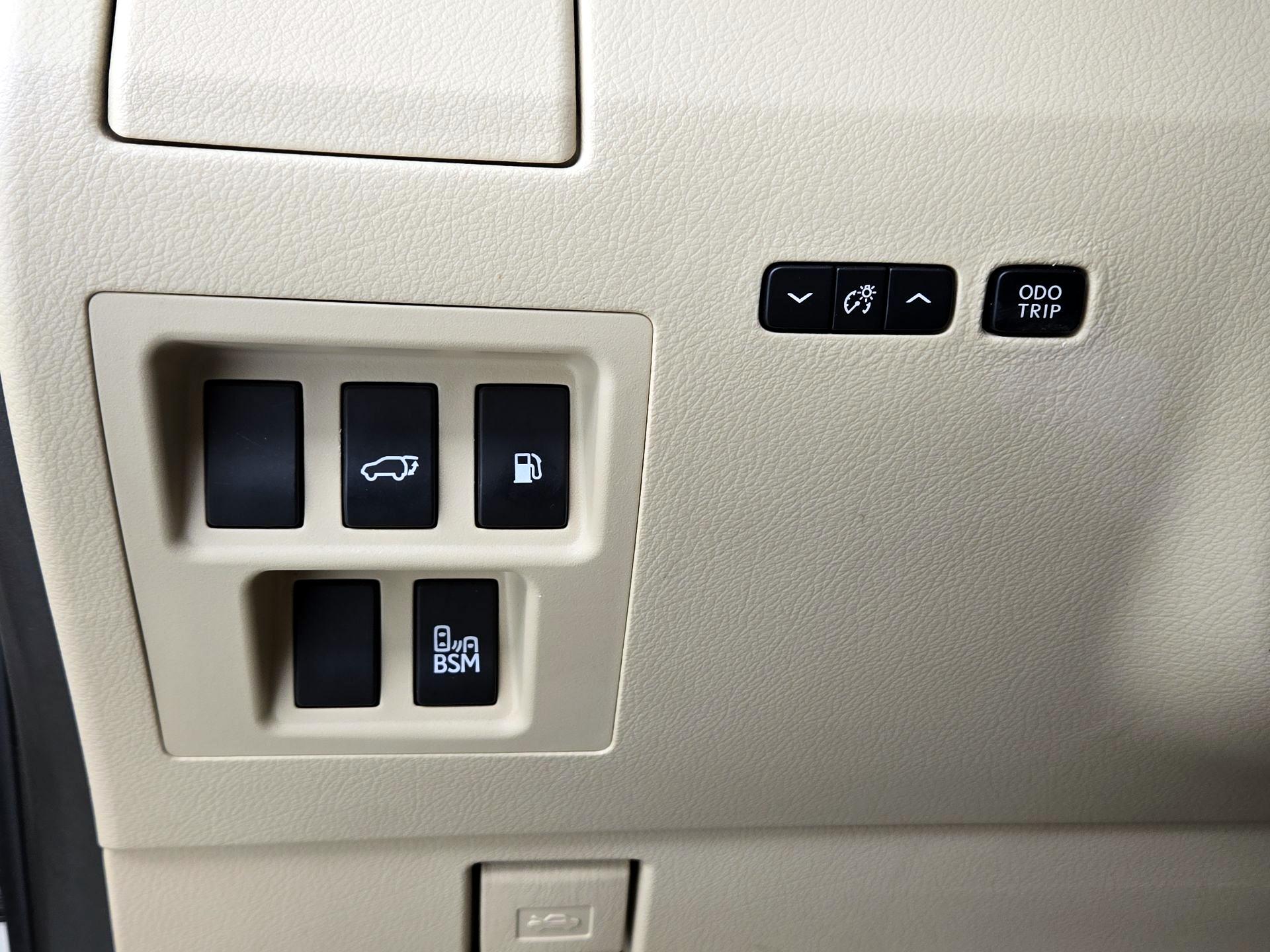 Thumbnail: 2014 Lexus RX - 13