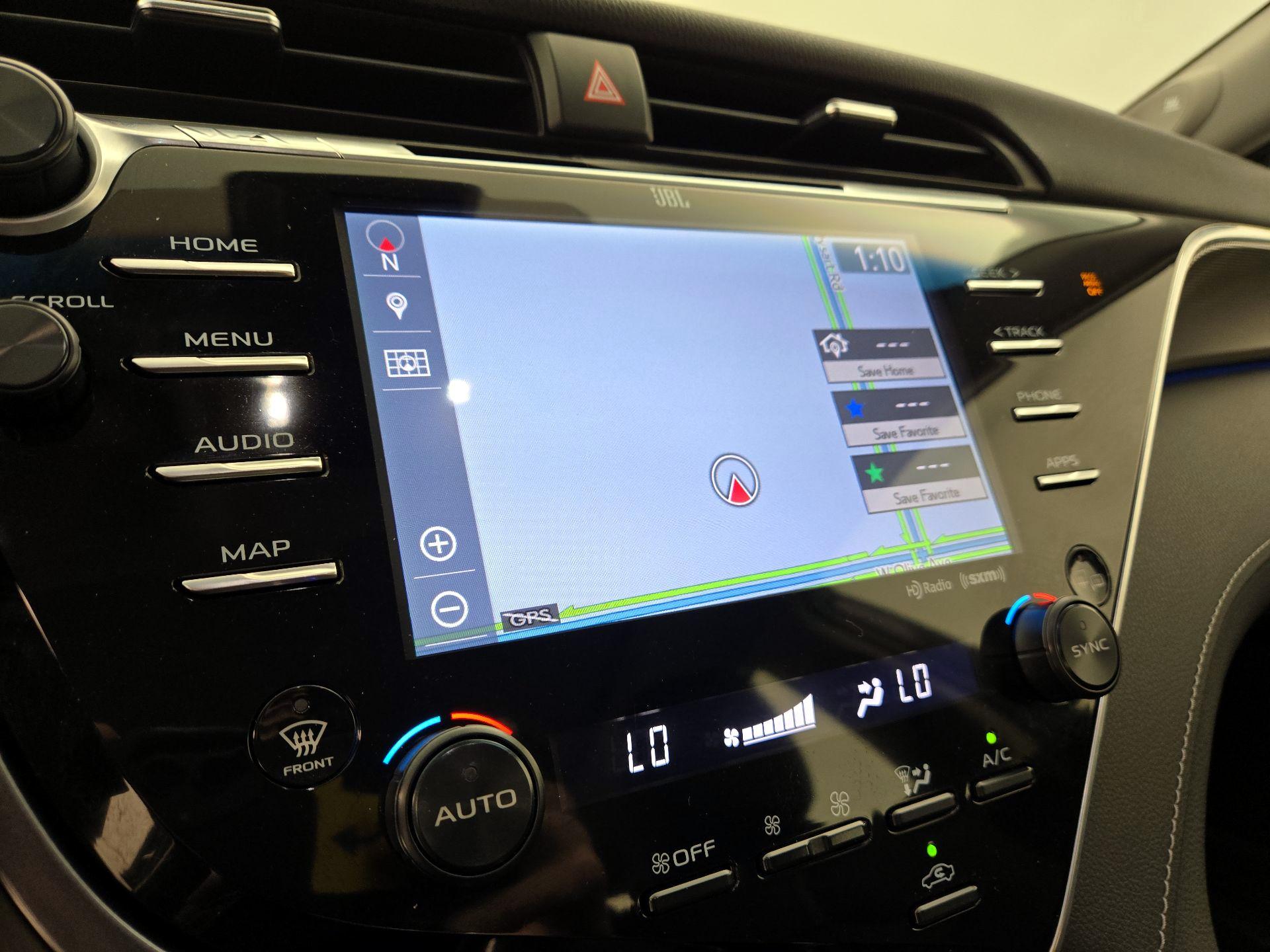 Thumbnail: 2018 Toyota Camry - 14