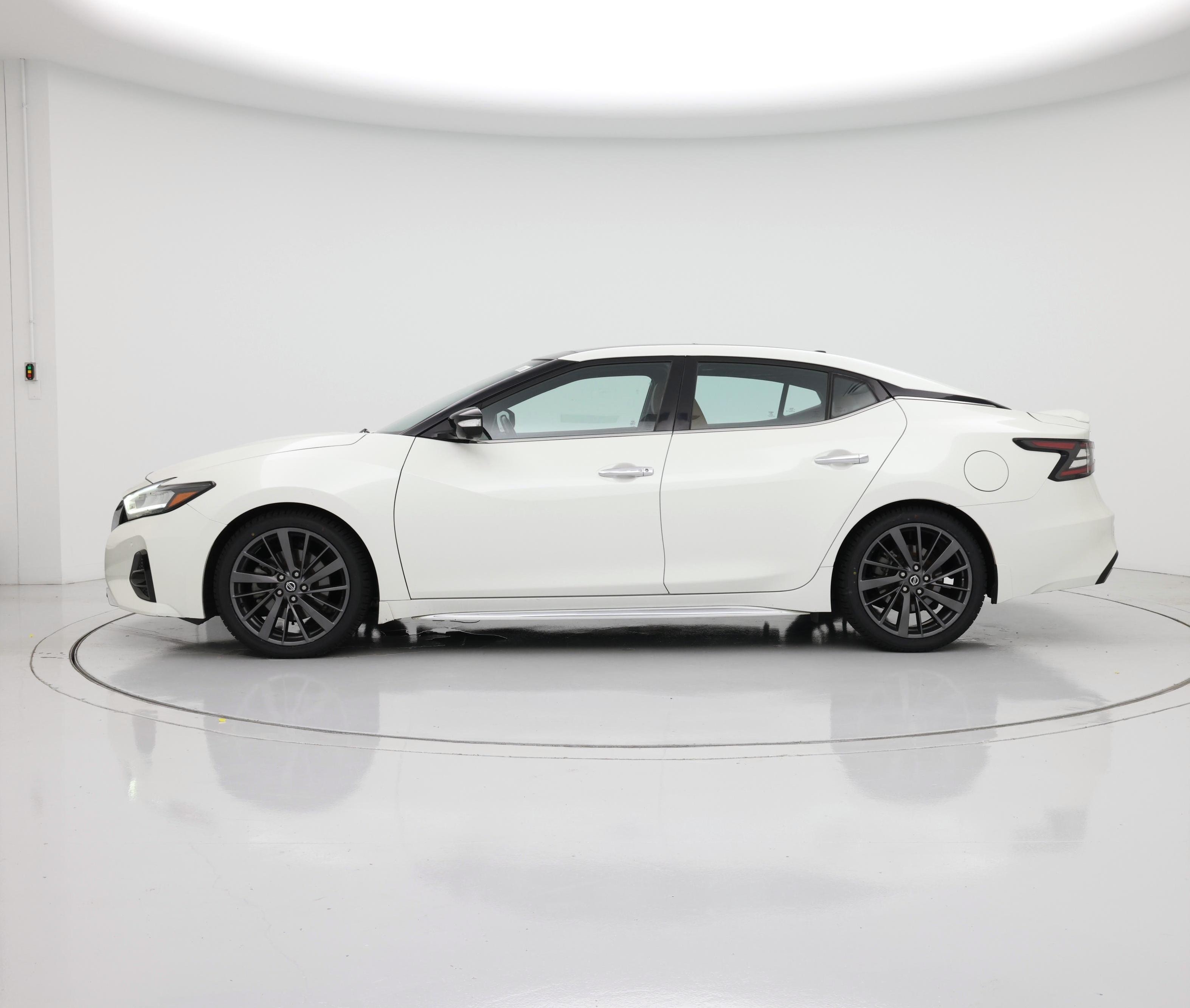 Thumbnail: 2020 Nissan Maxima - 3