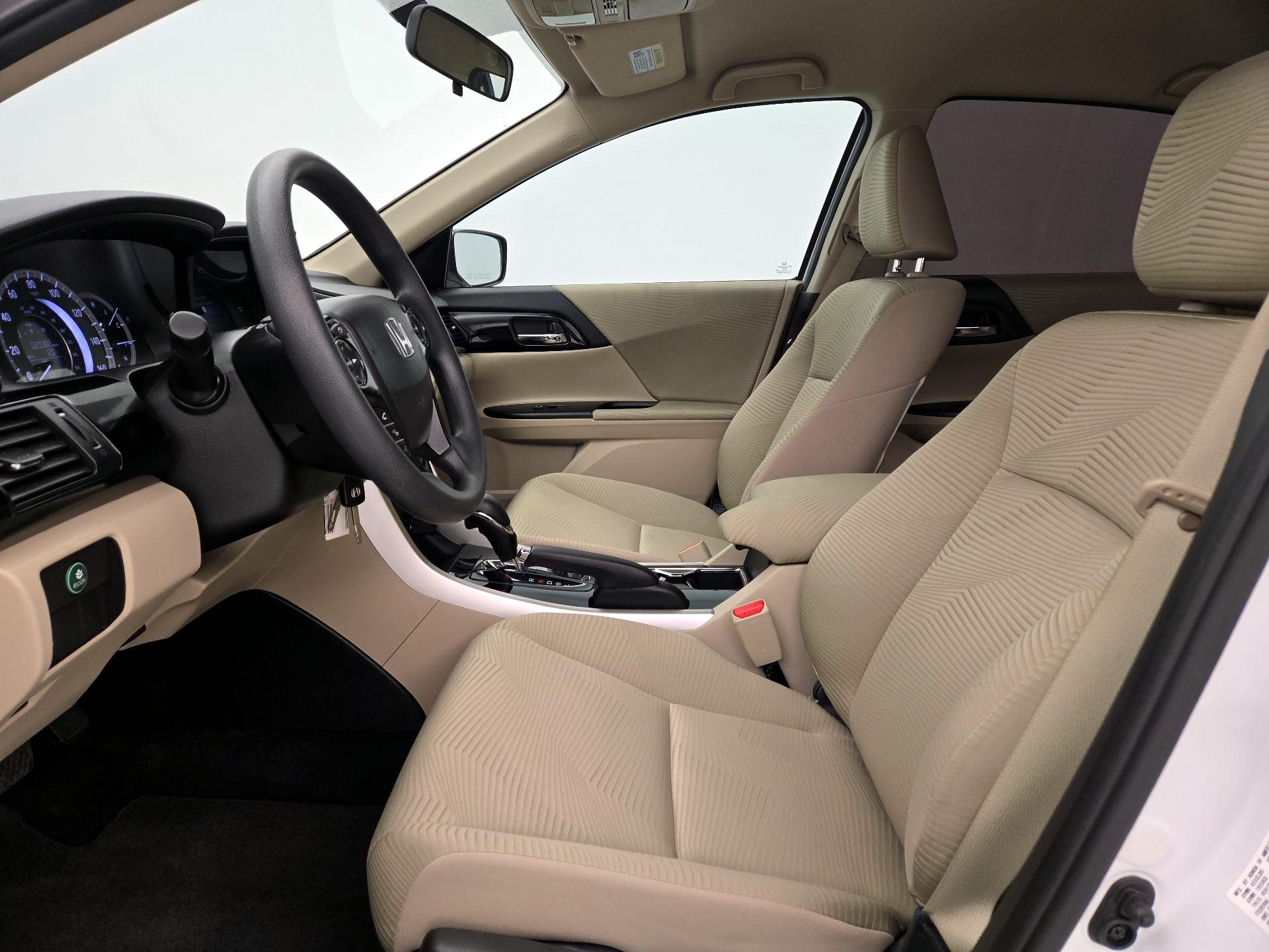 Thumbnail: 2016 Honda Accord - 11