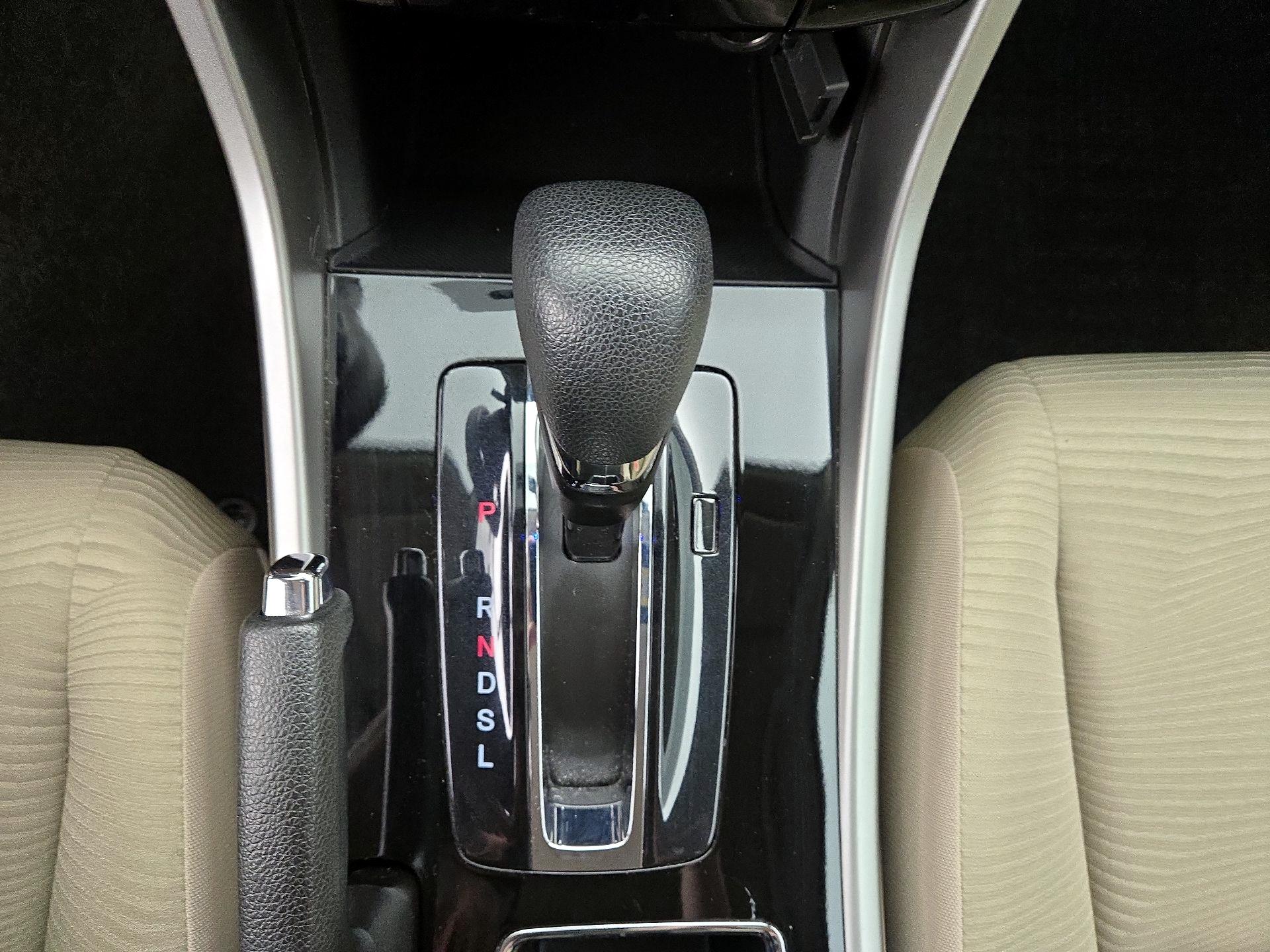 Thumbnail: 2016 Honda Accord - 17