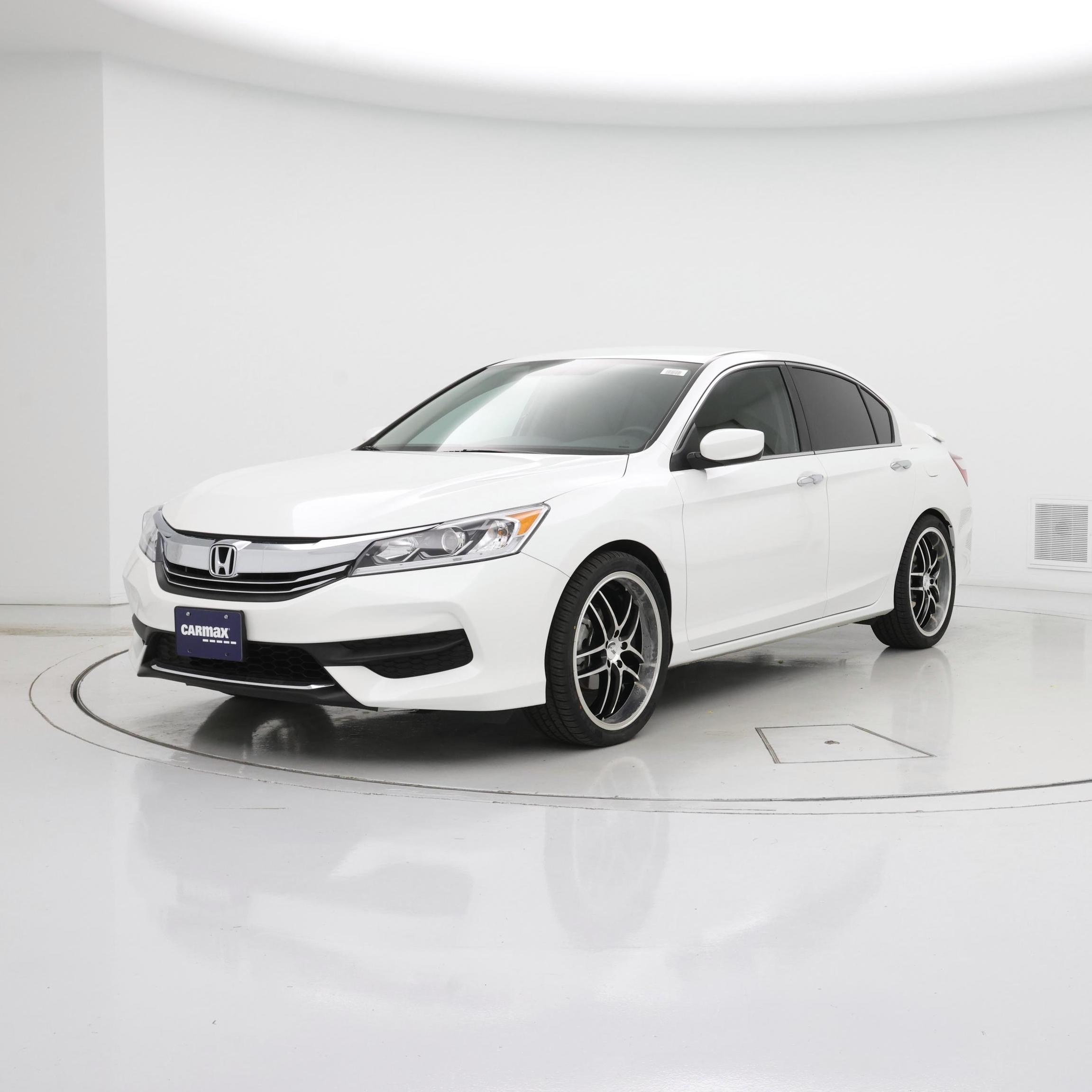 Thumbnail: 2016 Honda Accord - 4