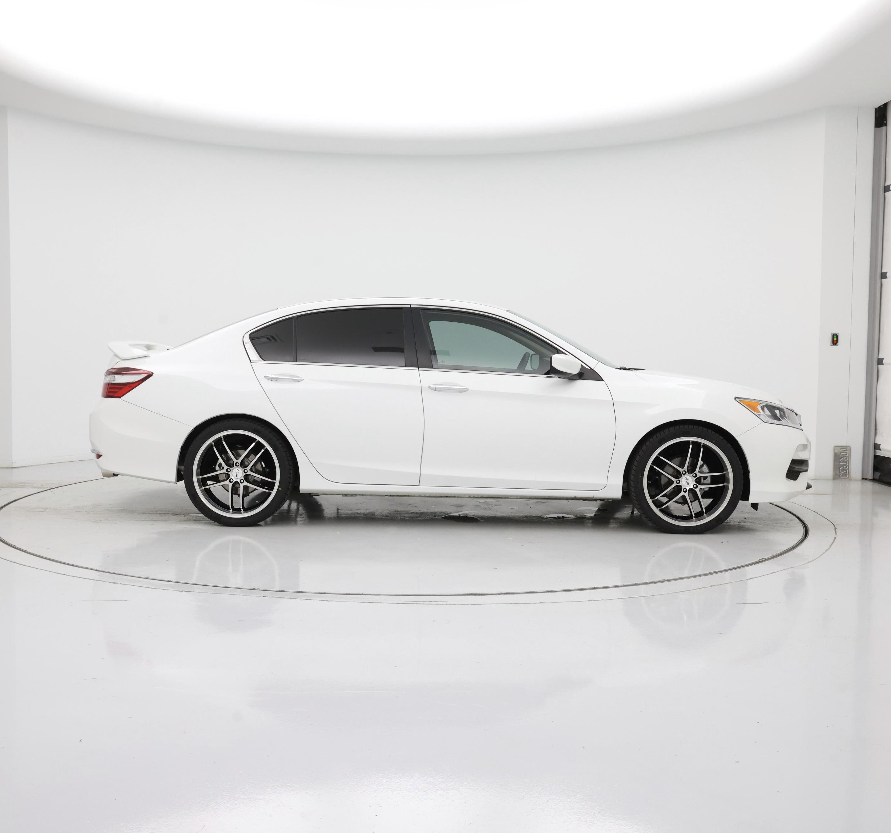 Thumbnail: 2016 Honda Accord - 7