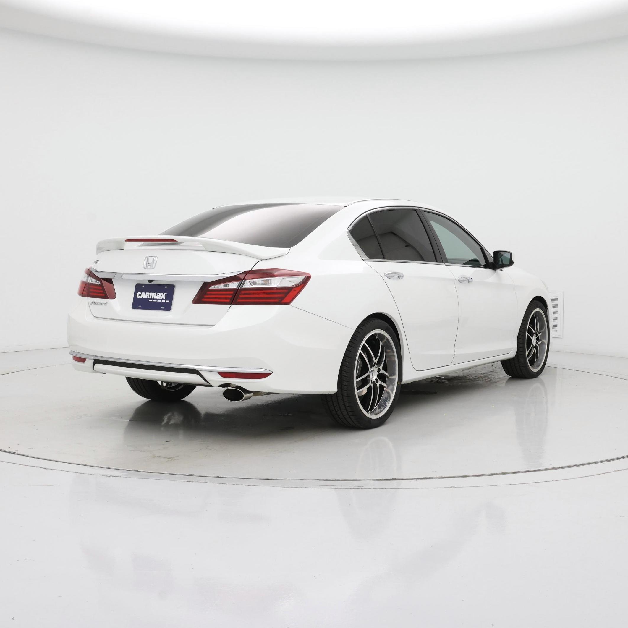 Thumbnail: 2016 Honda Accord - 8
