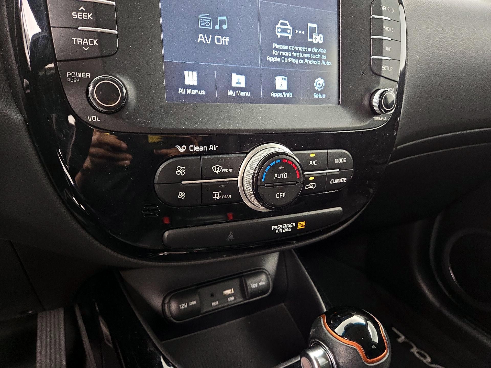 Thumbnail: 2017 Kia Soul - 16