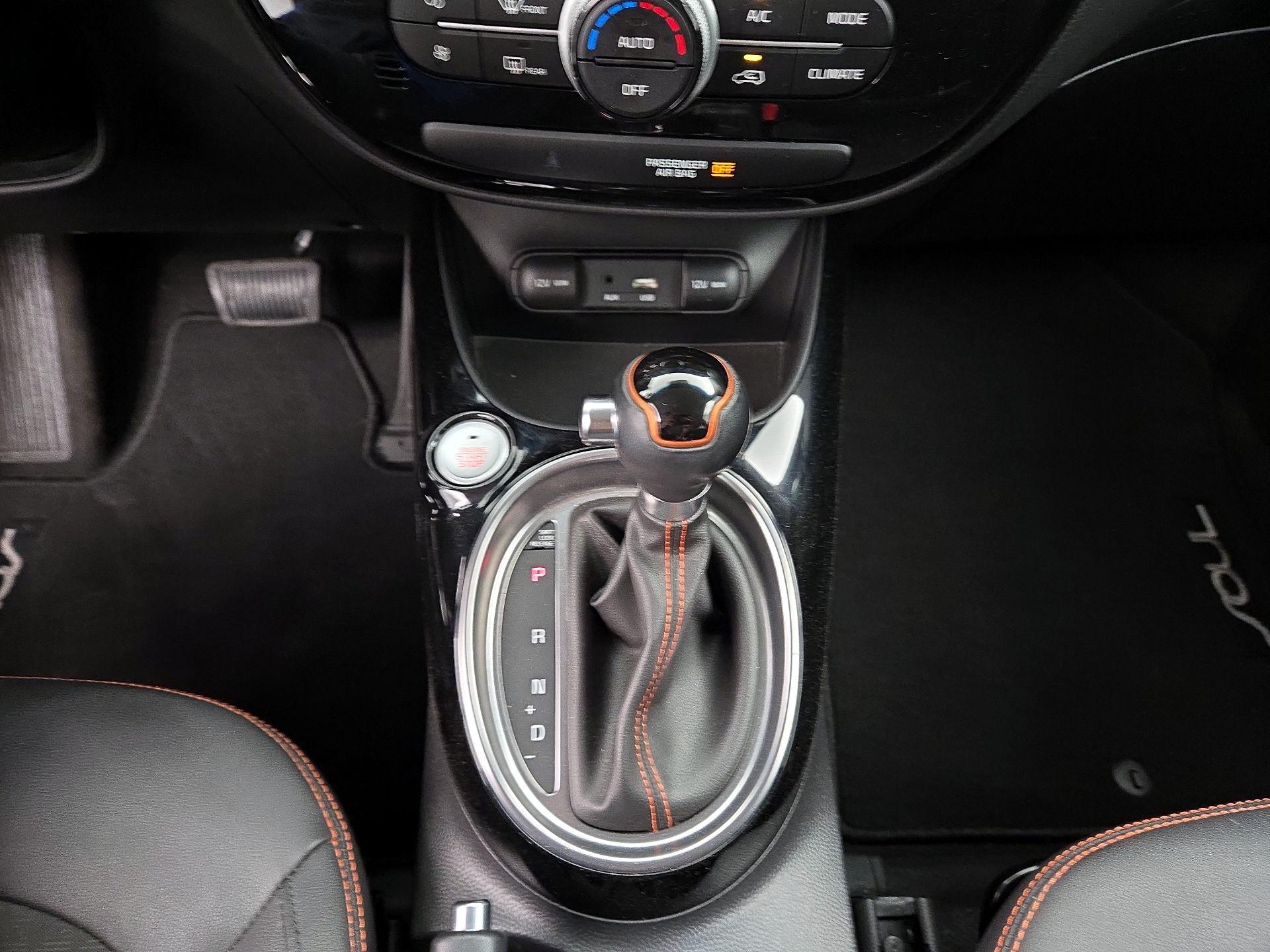 Thumbnail: 2017 Kia Soul - 17