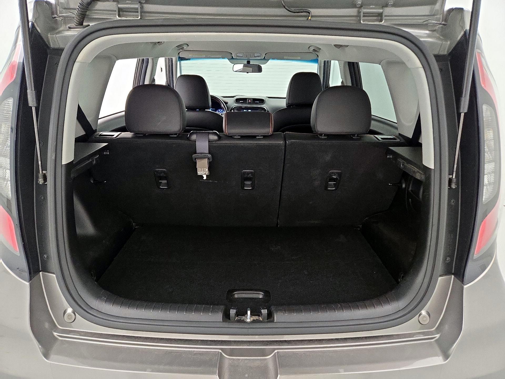 Thumbnail: 2017 Kia Soul - 20