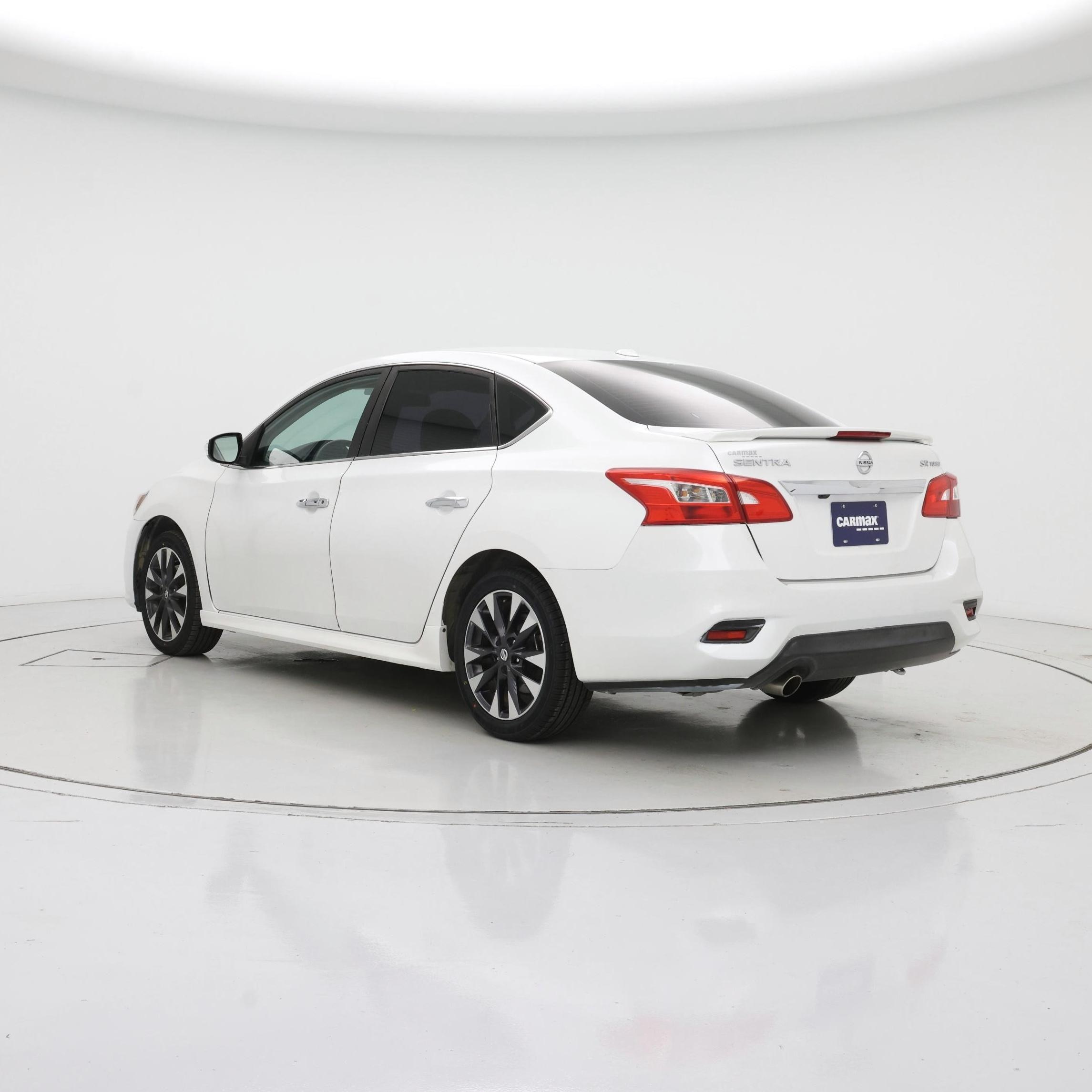 Thumbnail: 2017 Nissan Sentra - 2