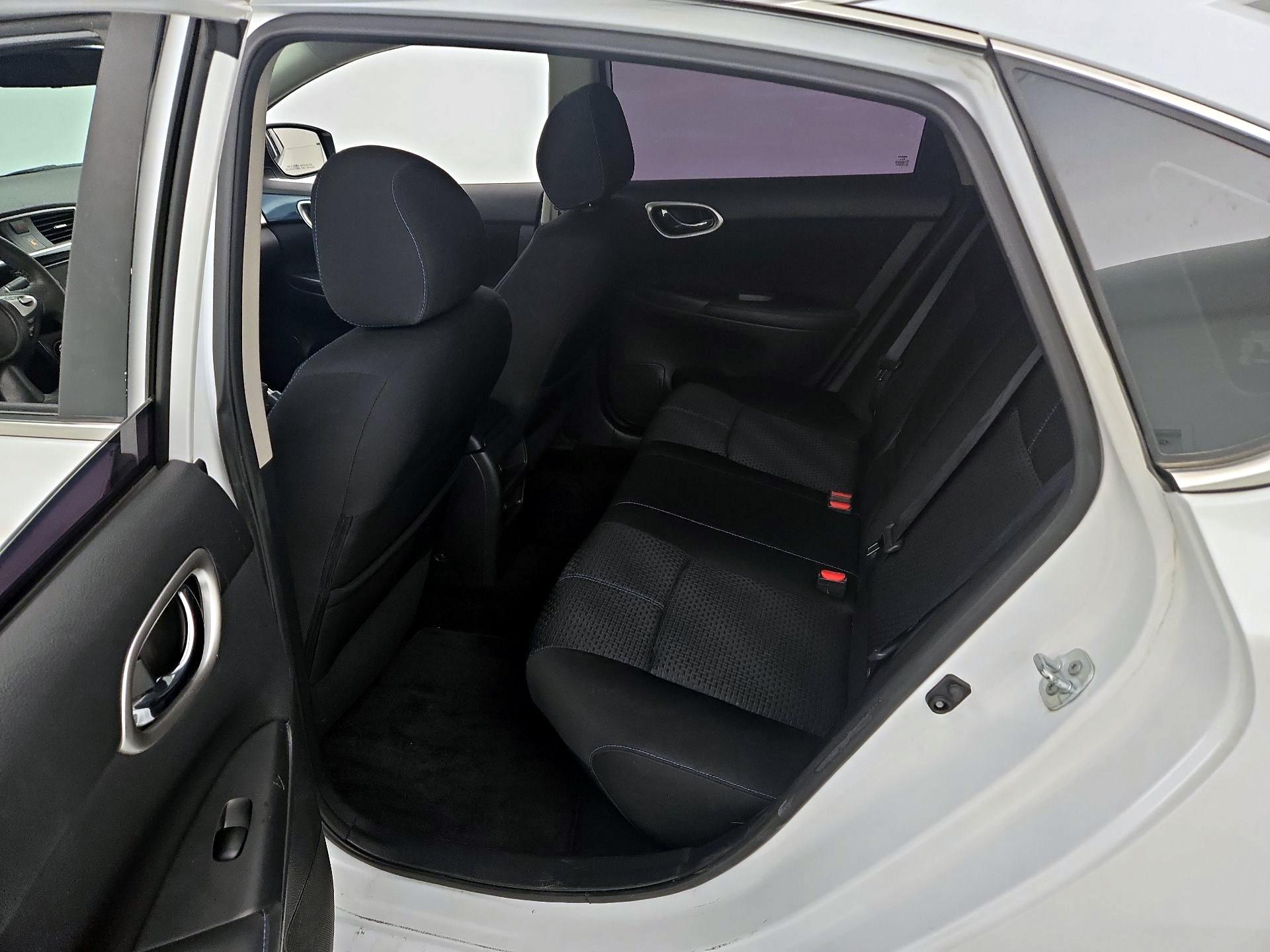 Thumbnail: 2017 Nissan Sentra - 20